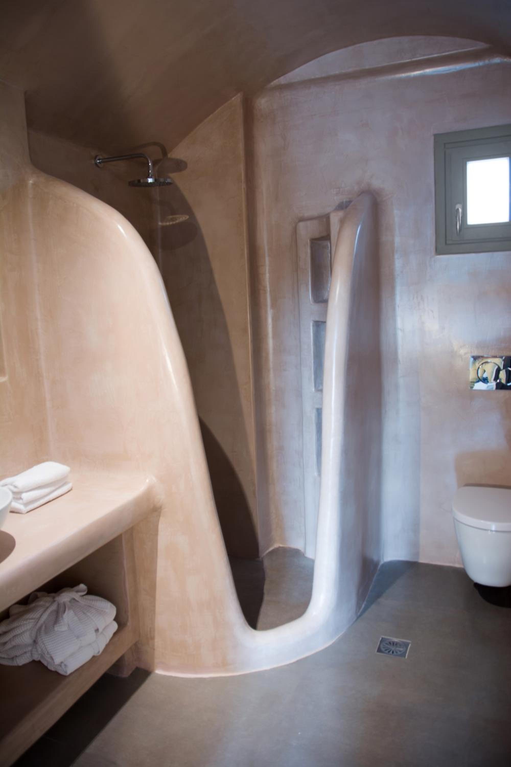Suite with Private Pool - Photo 10
