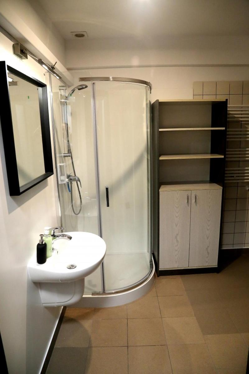 Quadruple Room with Shared Bathroom photo 3