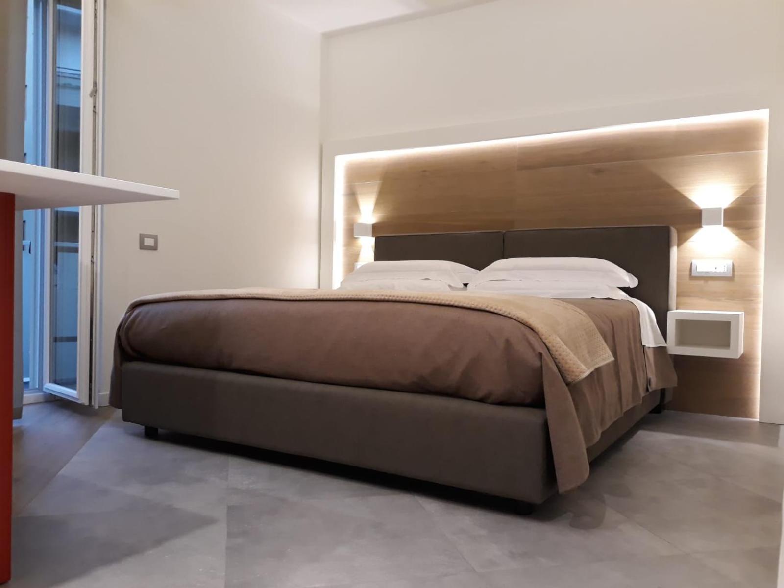 Two-Bedroom Apartment - Photo 8
