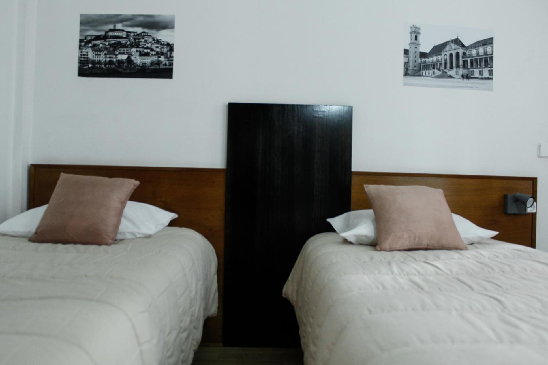 Standard Twin Room - Photo 8