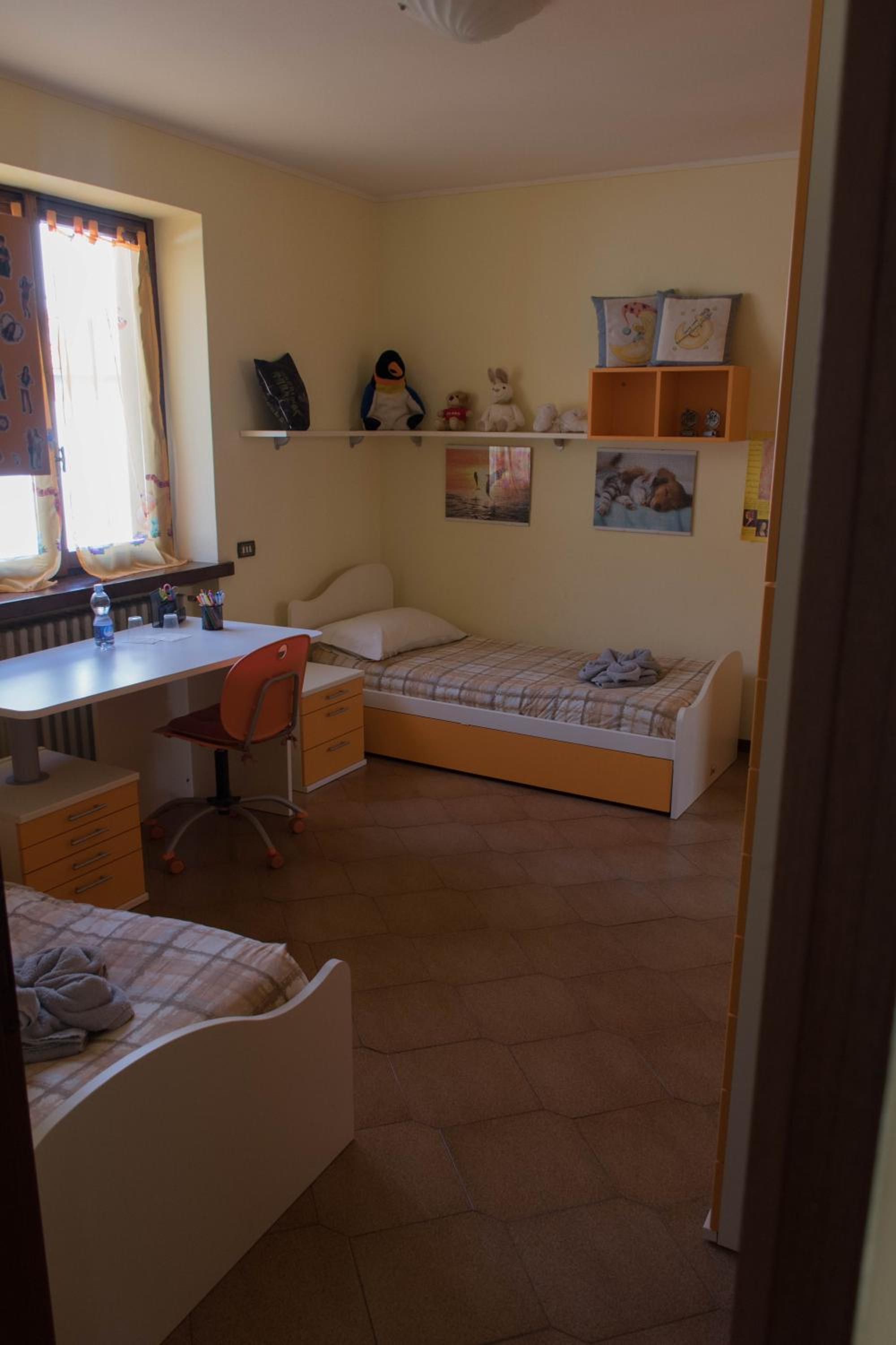 Two-Bedroom House photo 3