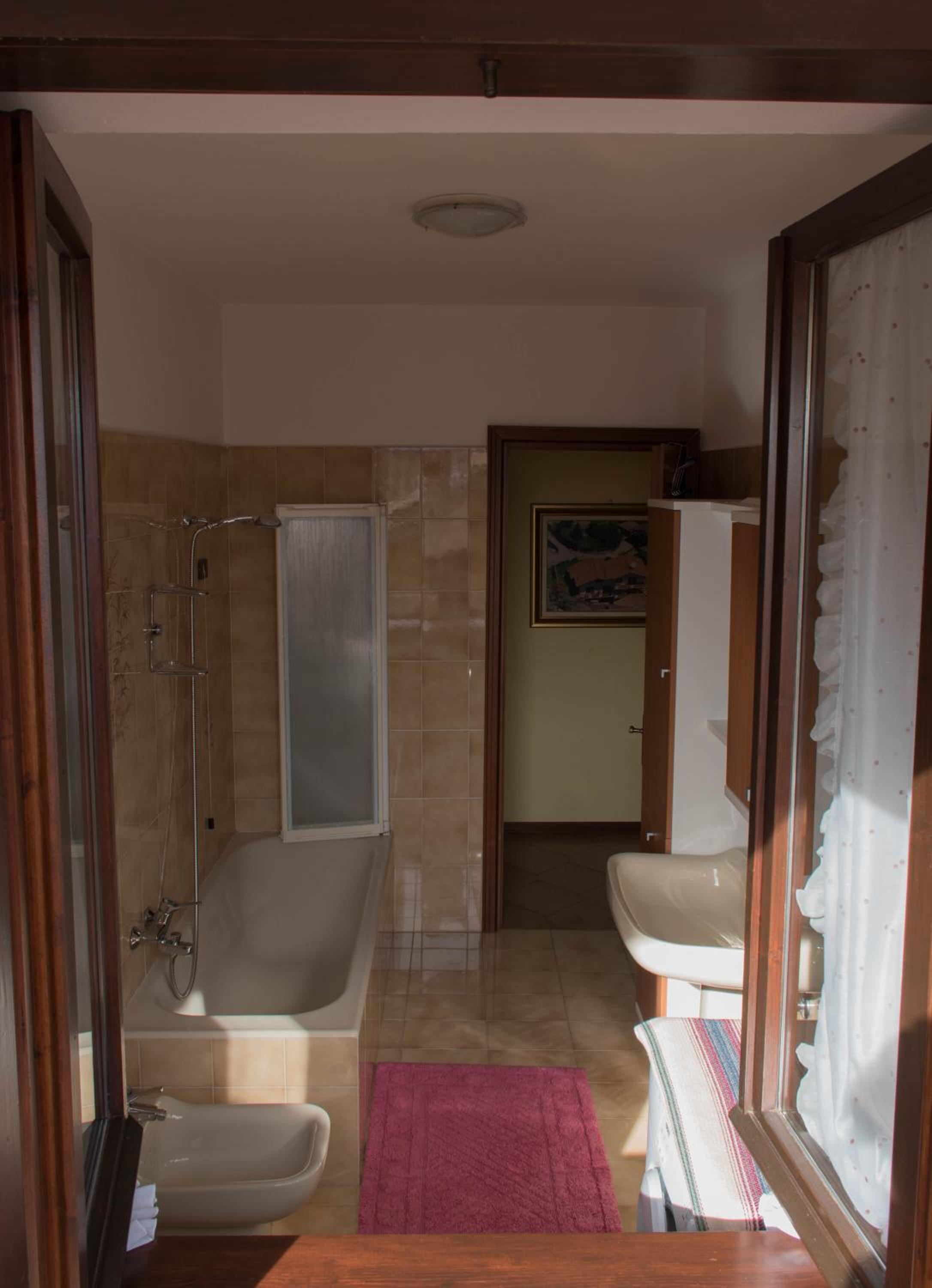 Two-Bedroom House photo 2