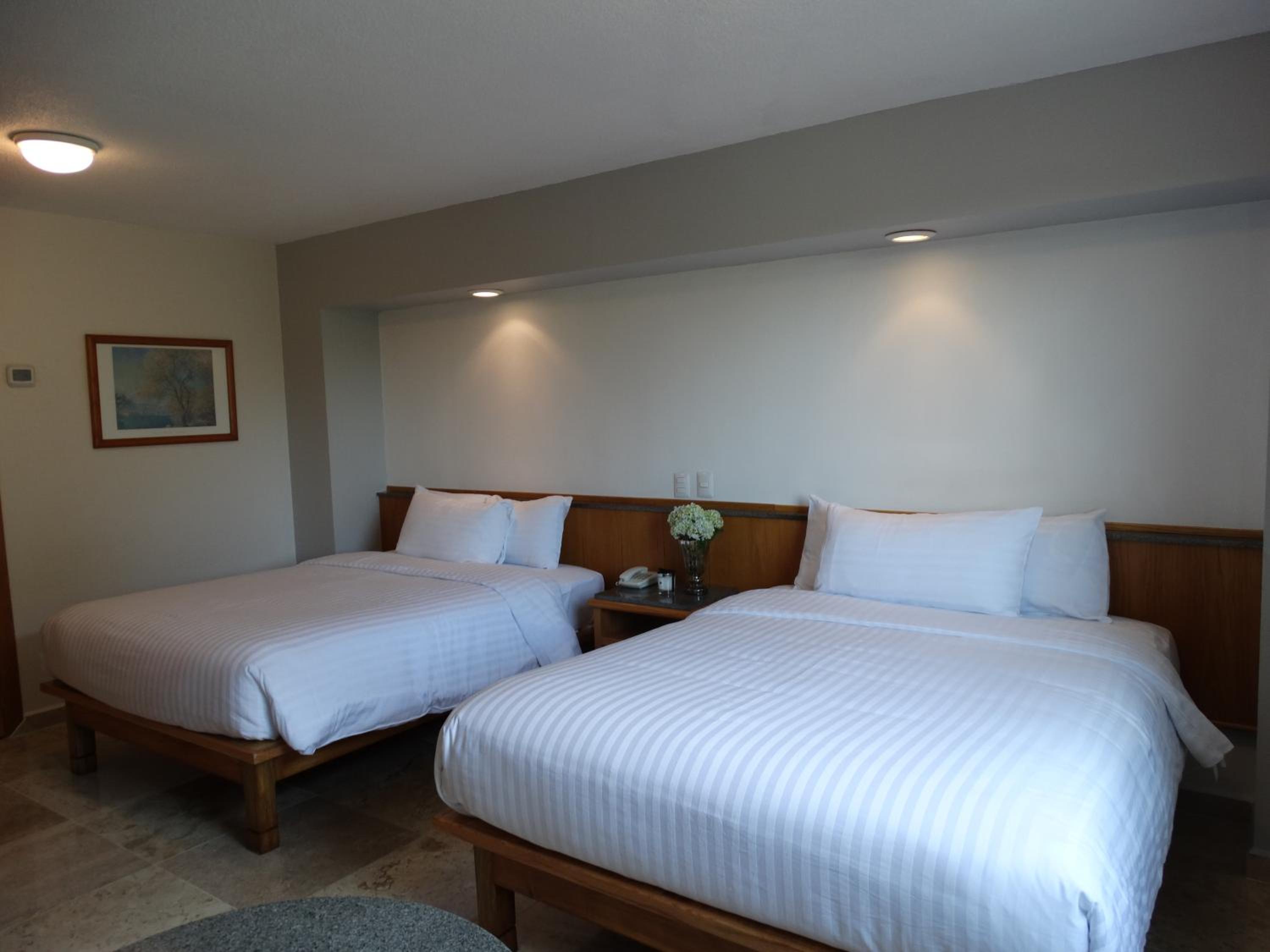 Double Room with Two Double Beds photo 1