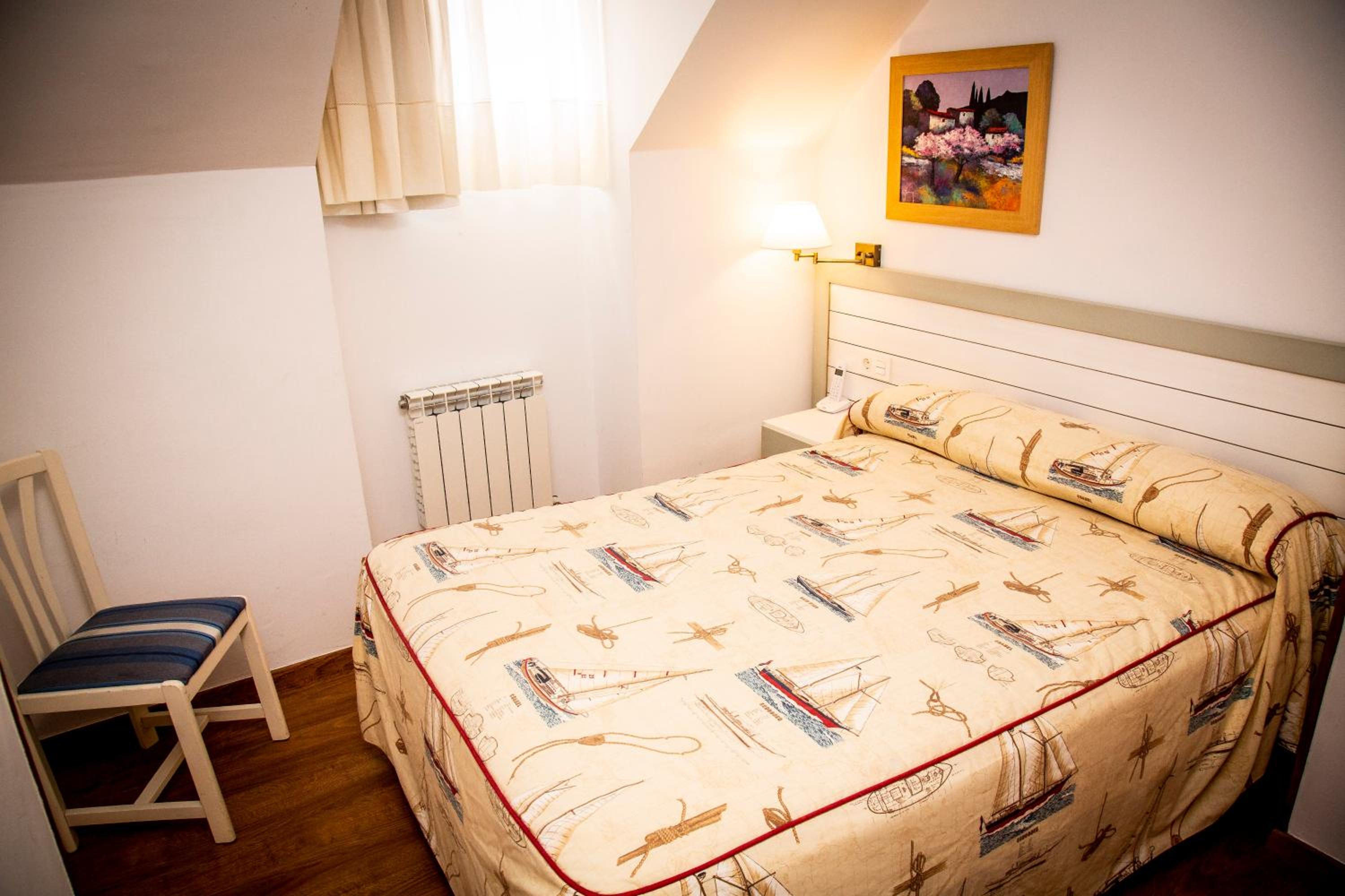Habitación Doble o Twin Pequeña Económica