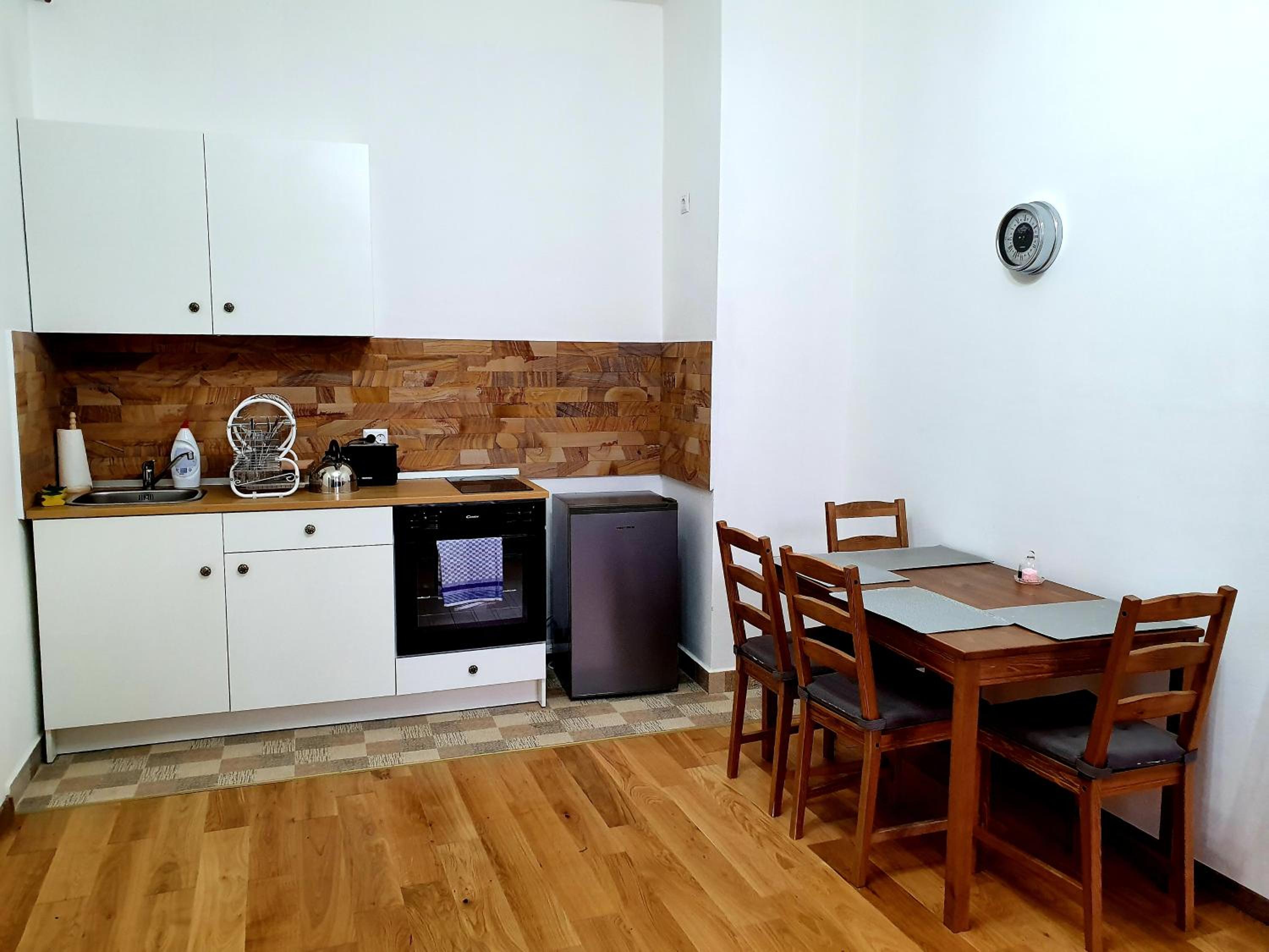 Deluxe Apartment - Photo 11