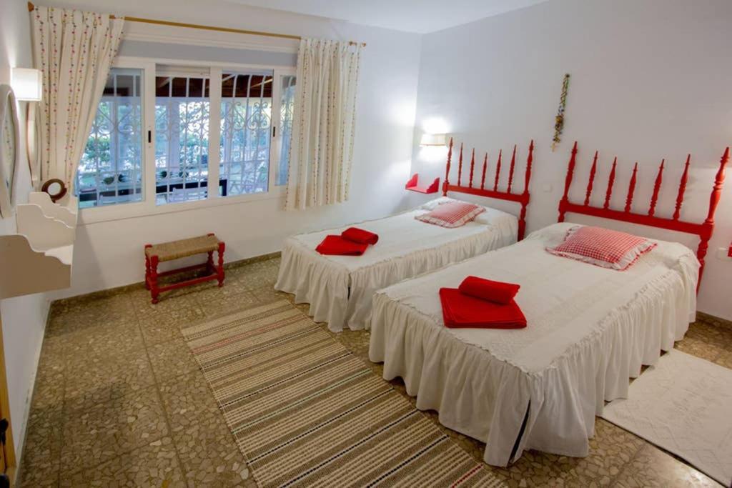 Casa de cuatro habitaciones