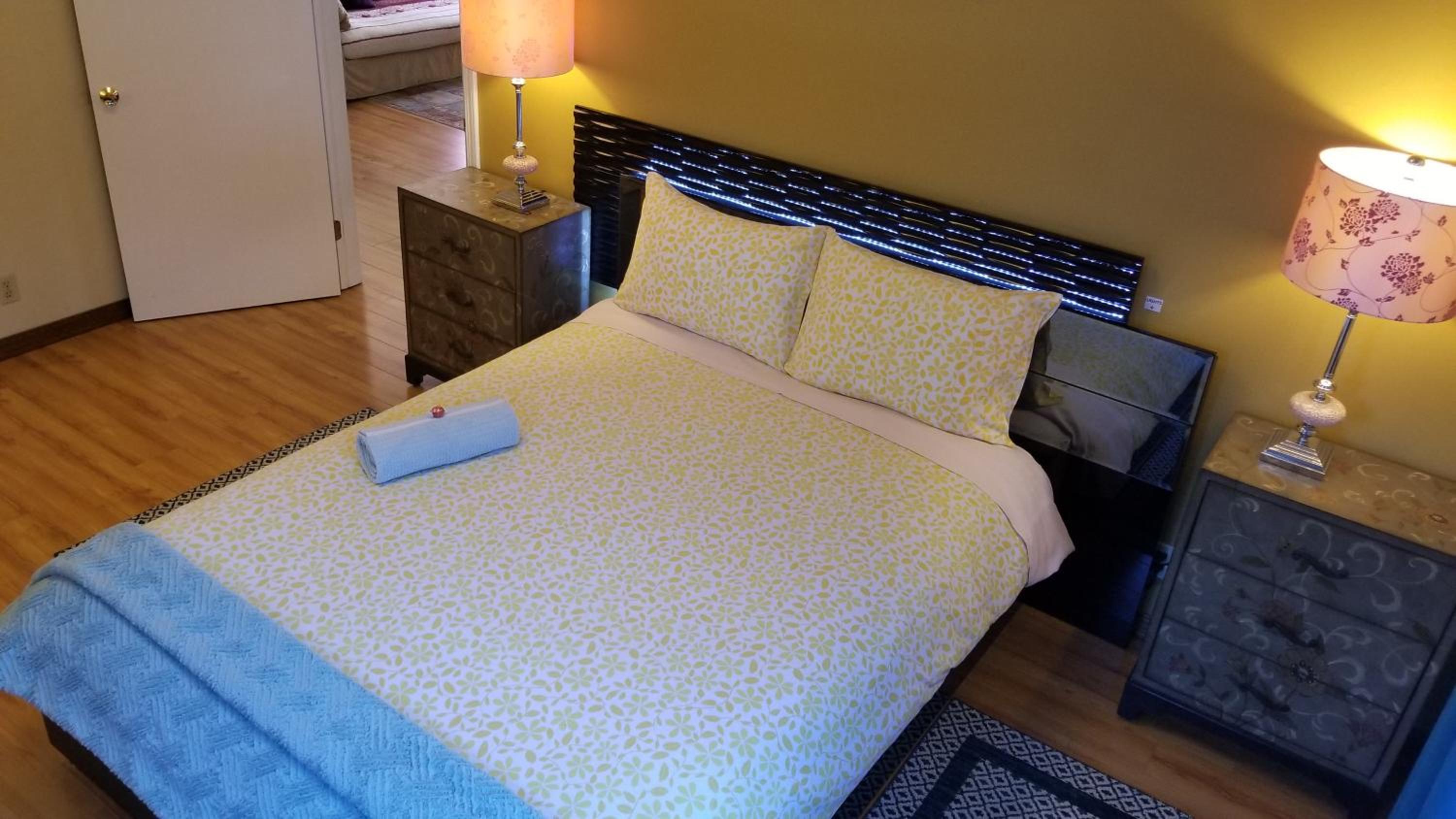 Two-Bedroom House photo 2