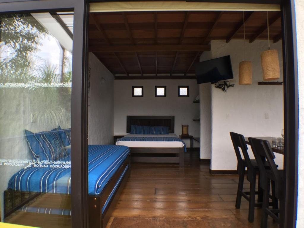 Quadruple Room with Balcony photo 2