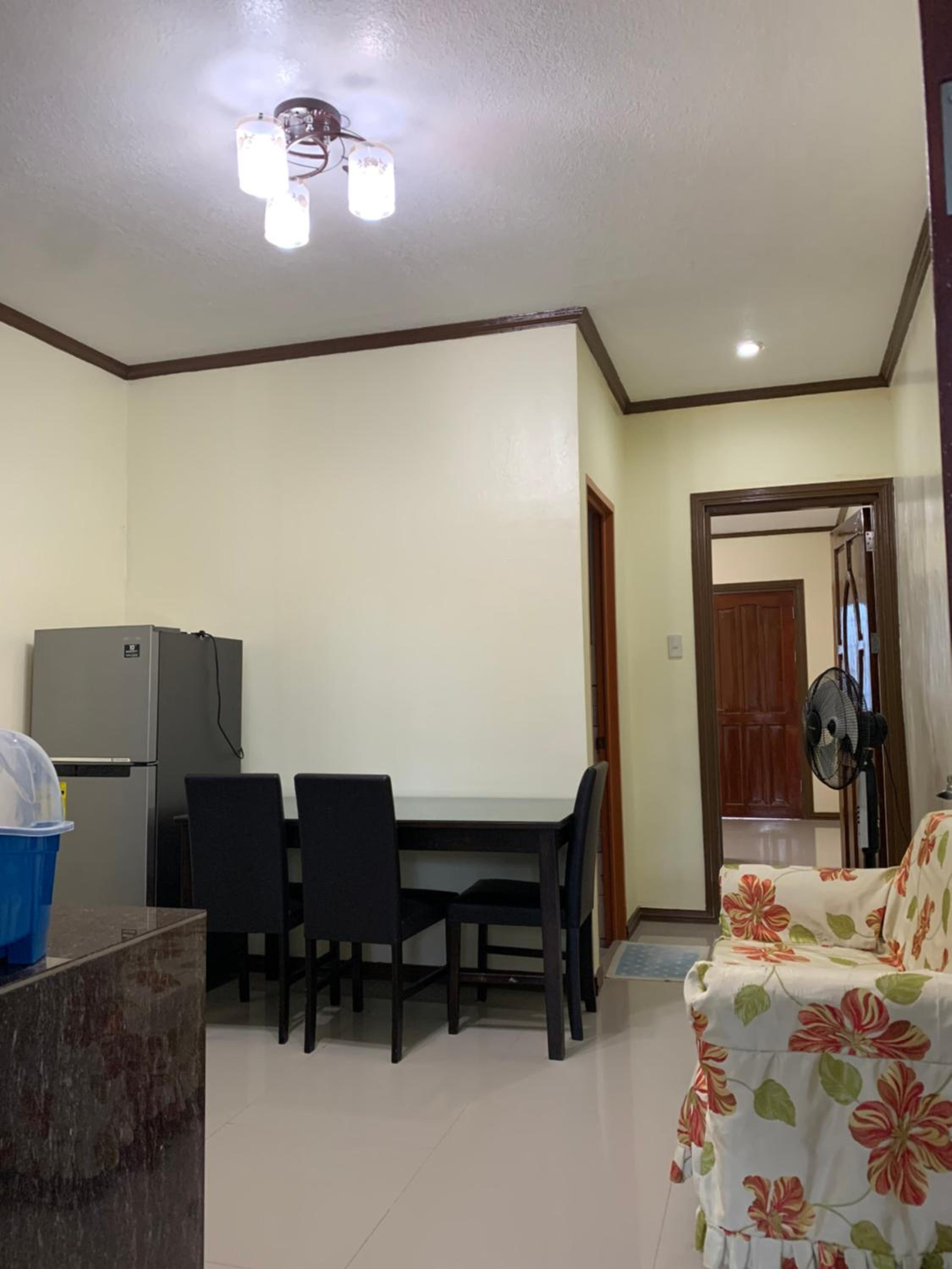 Deluxe Queen Suite - Photo 3