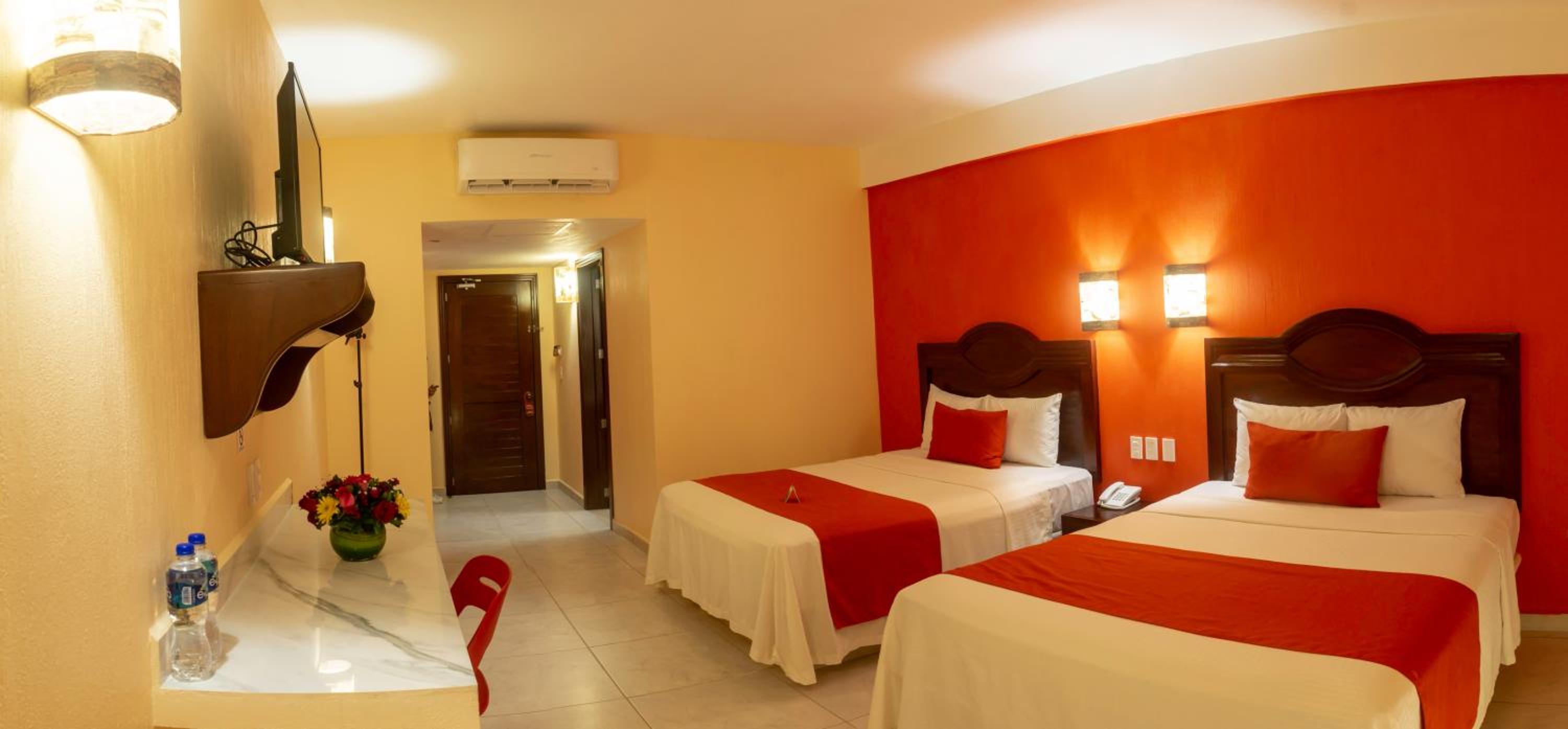 Standard Twin Room photo 2