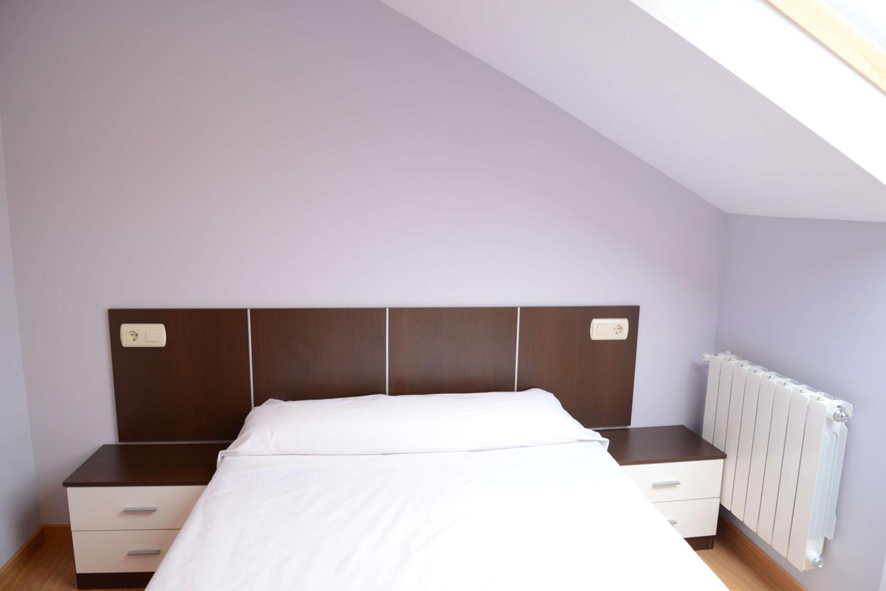 Apartment with Terrace - Photo 13