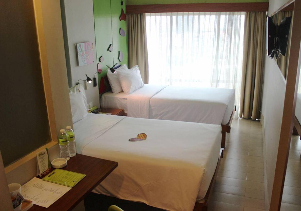 Max Happiness Twin Bed - Photo 1