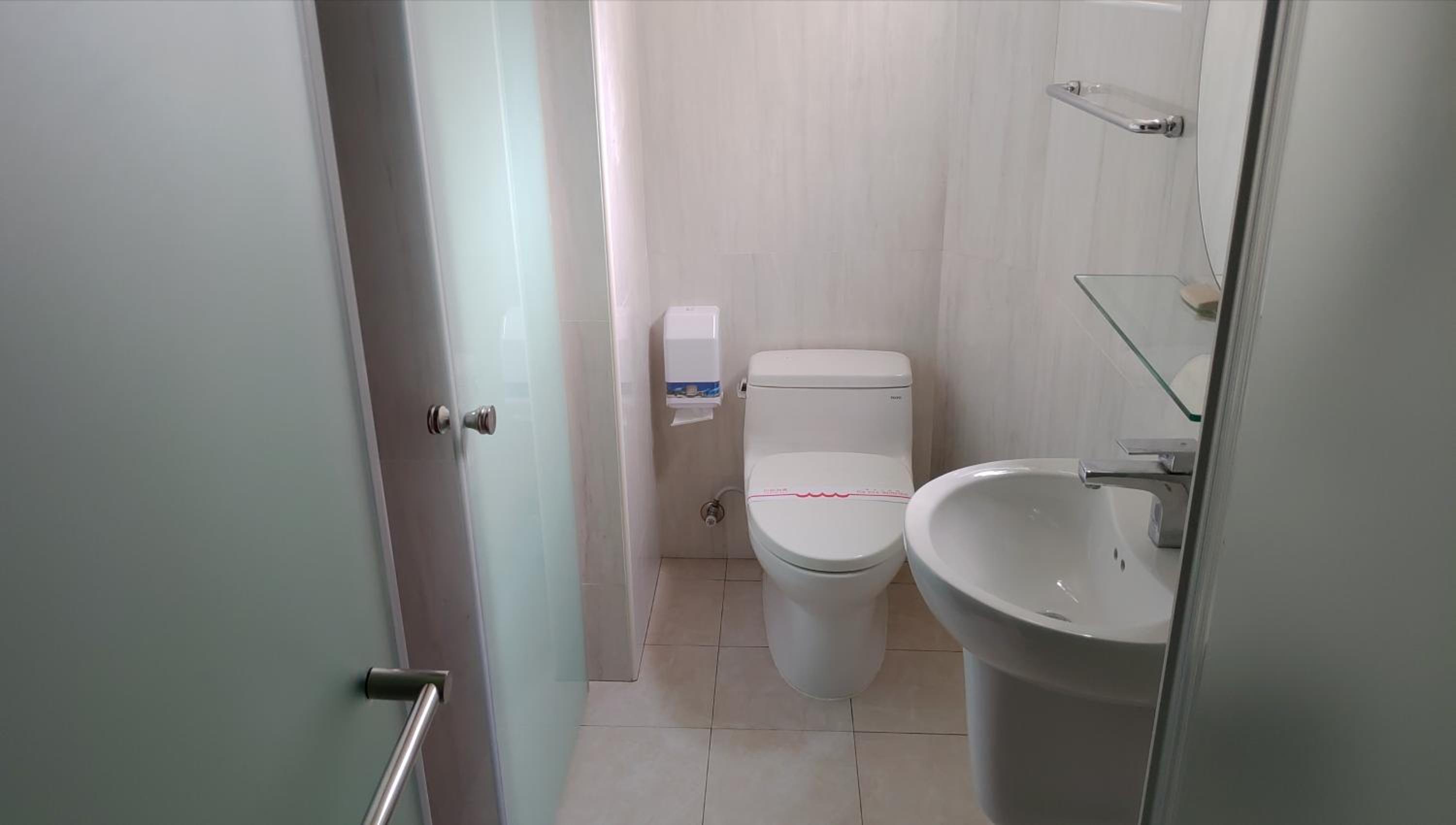Double Room with Private Bathroom photo 3