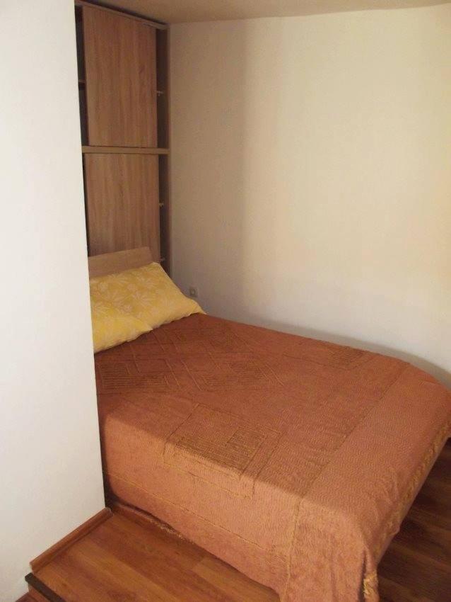 Studio Apartment photo 1