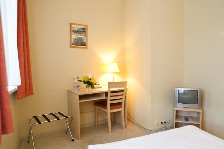 Standard Single Room photo 2