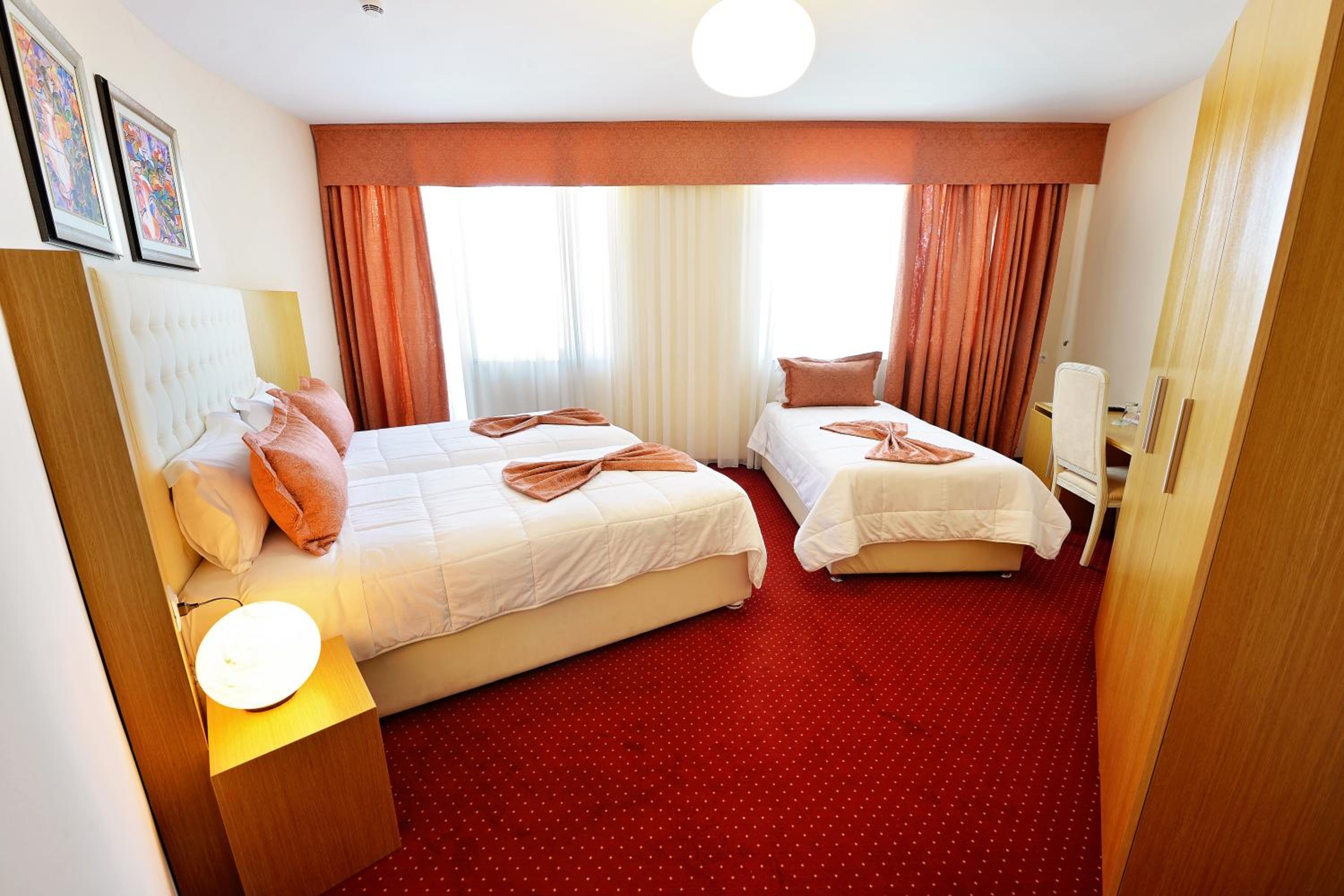 Basic Triple Room