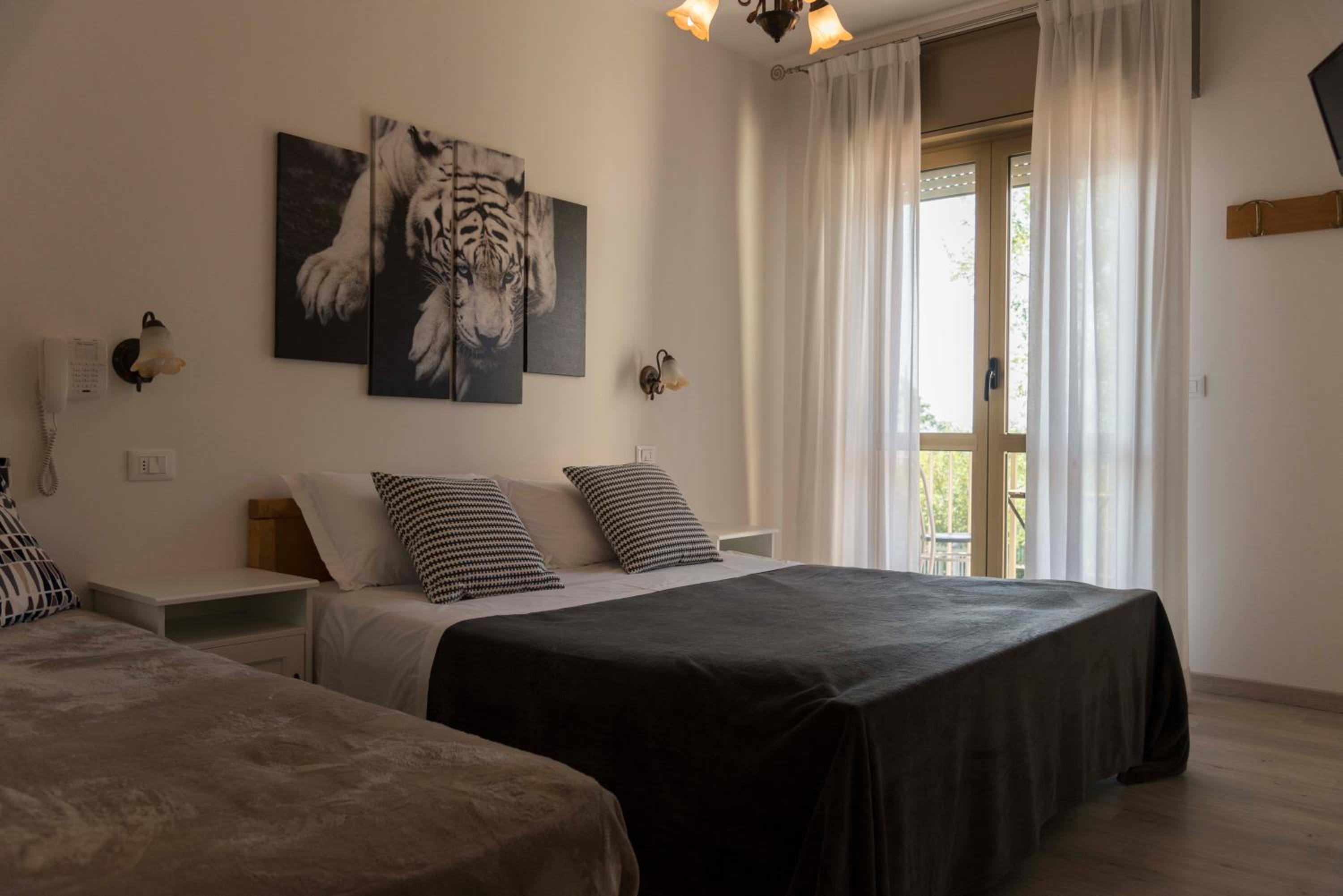 Classic Triple Room - Photo 3