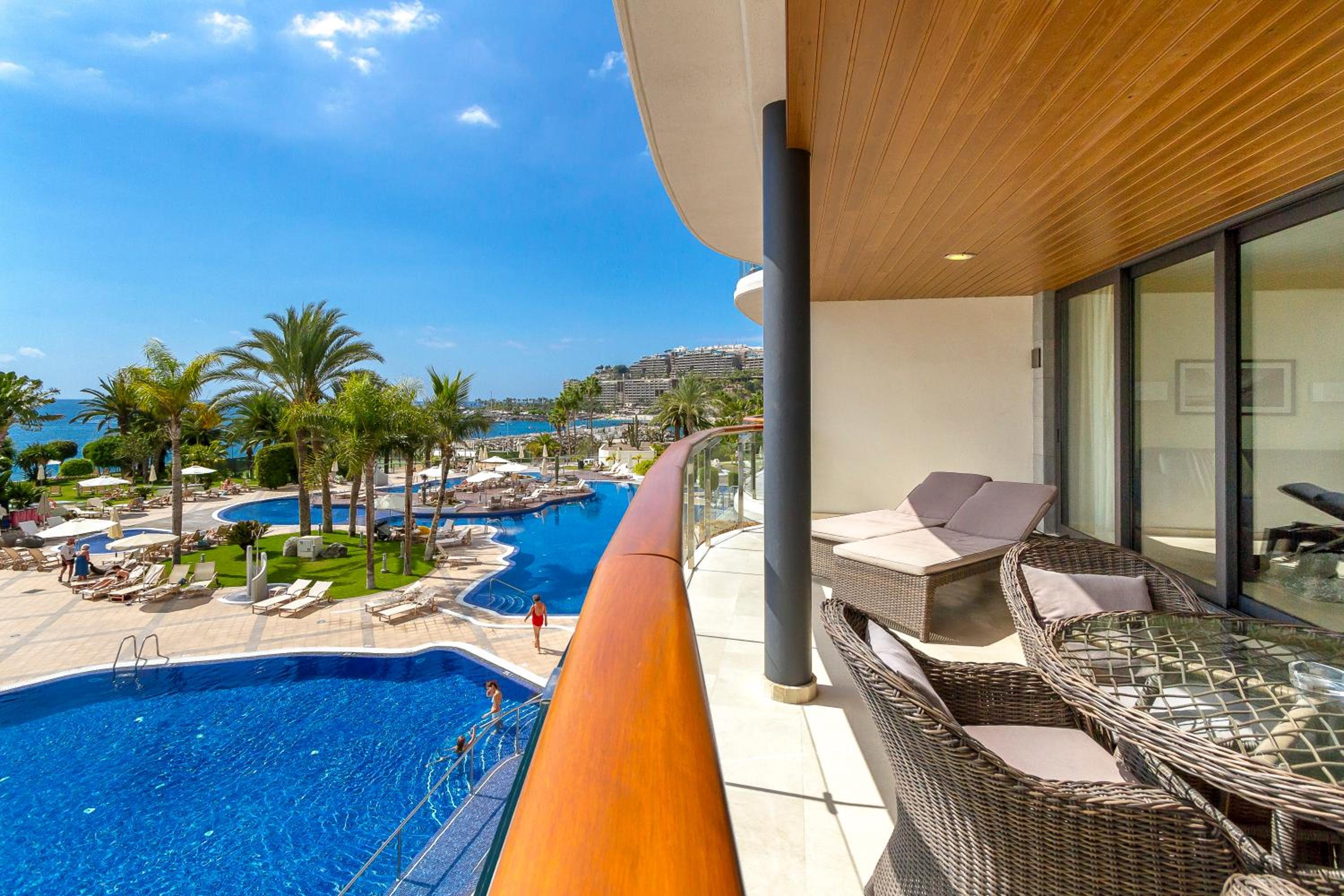 Superior Suite- 1 Bedroom & Sea View