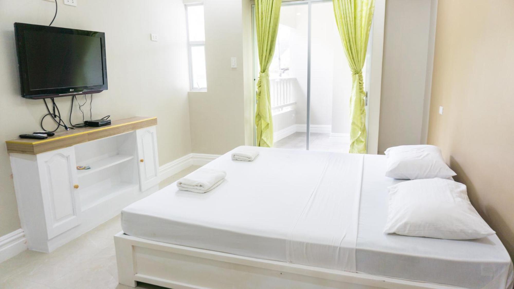 Standard Double Room - Photo 5