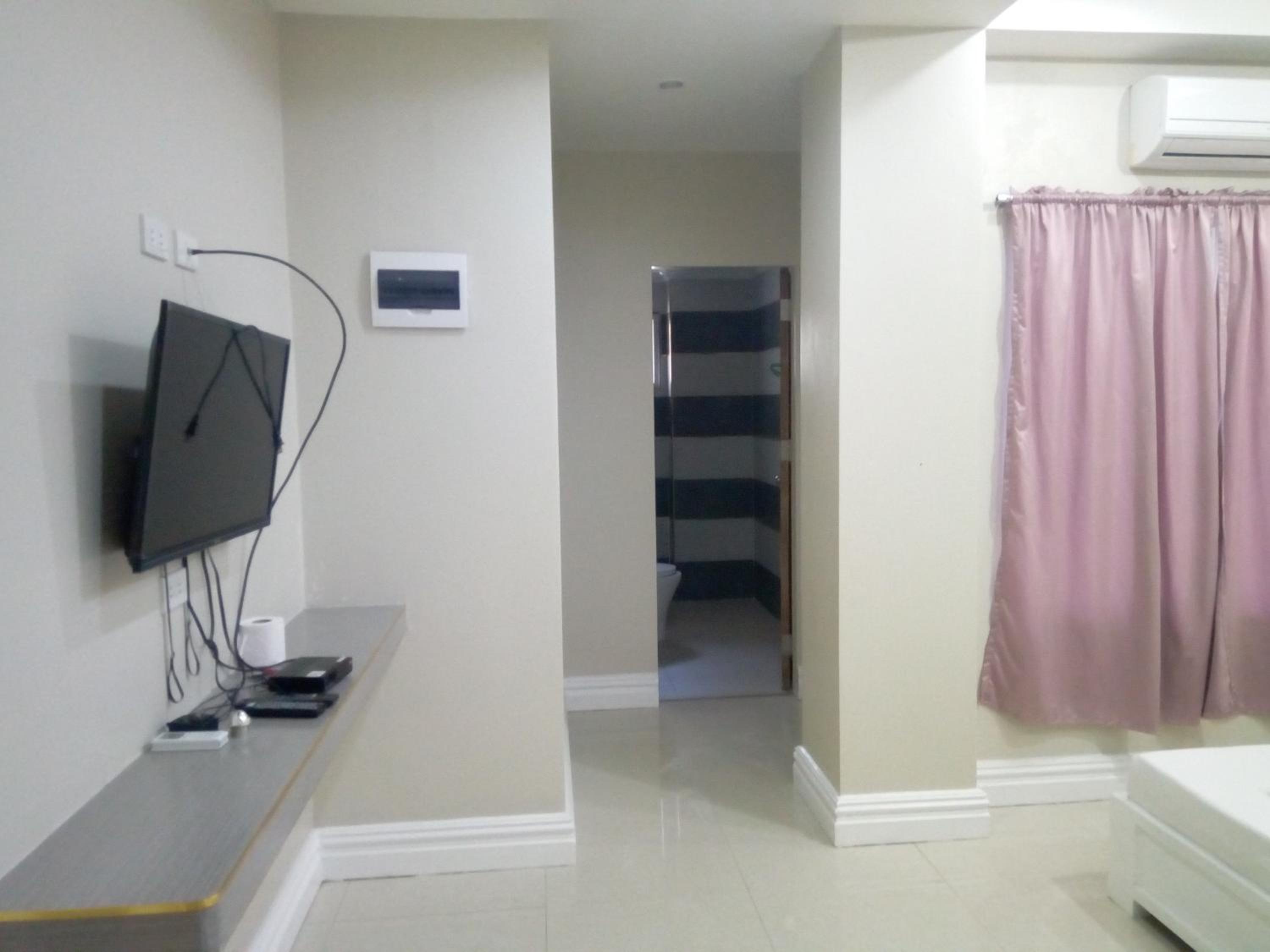 Standard Double Room - Photo 3