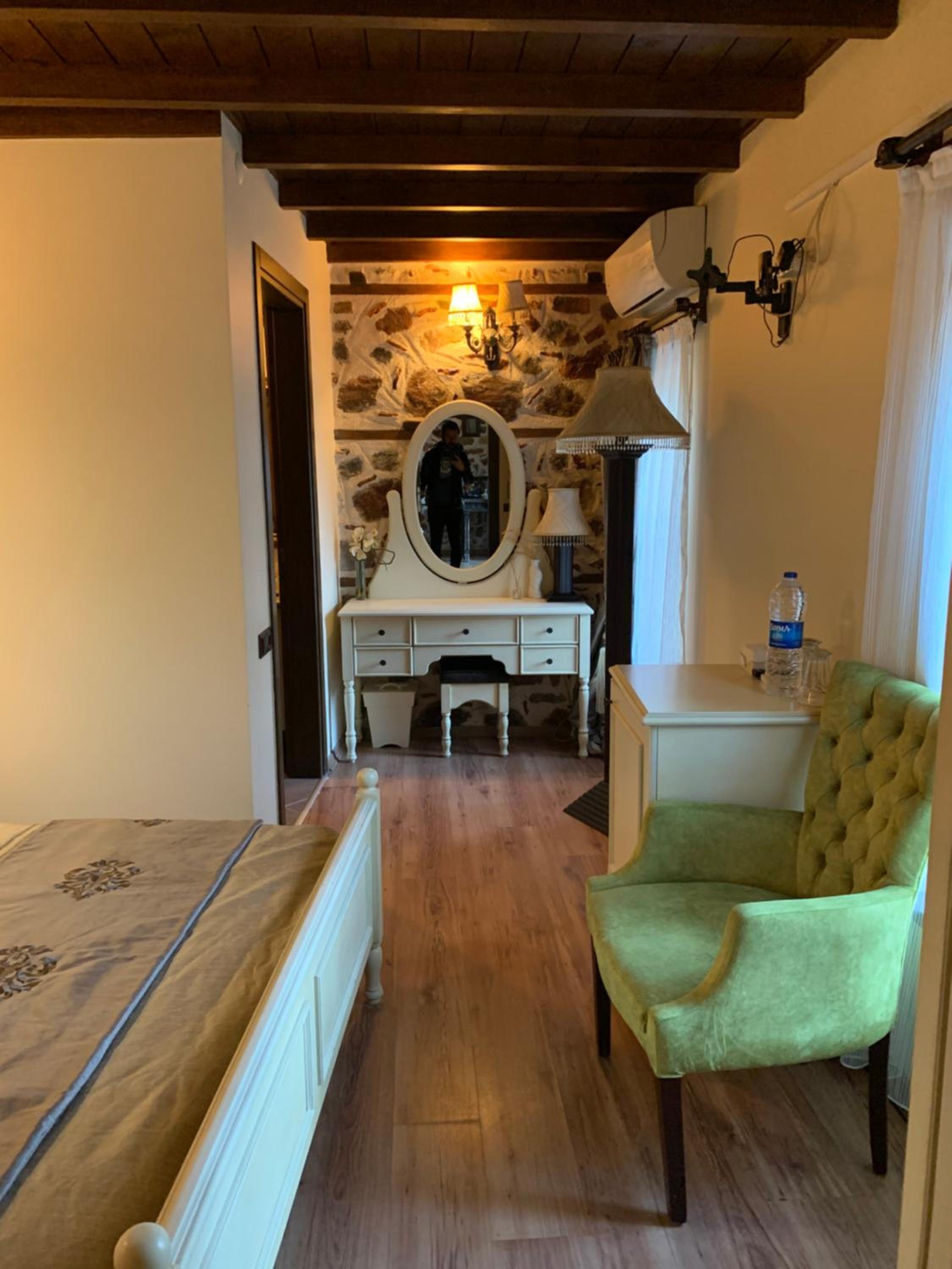 Standard Double Room - Photo 3