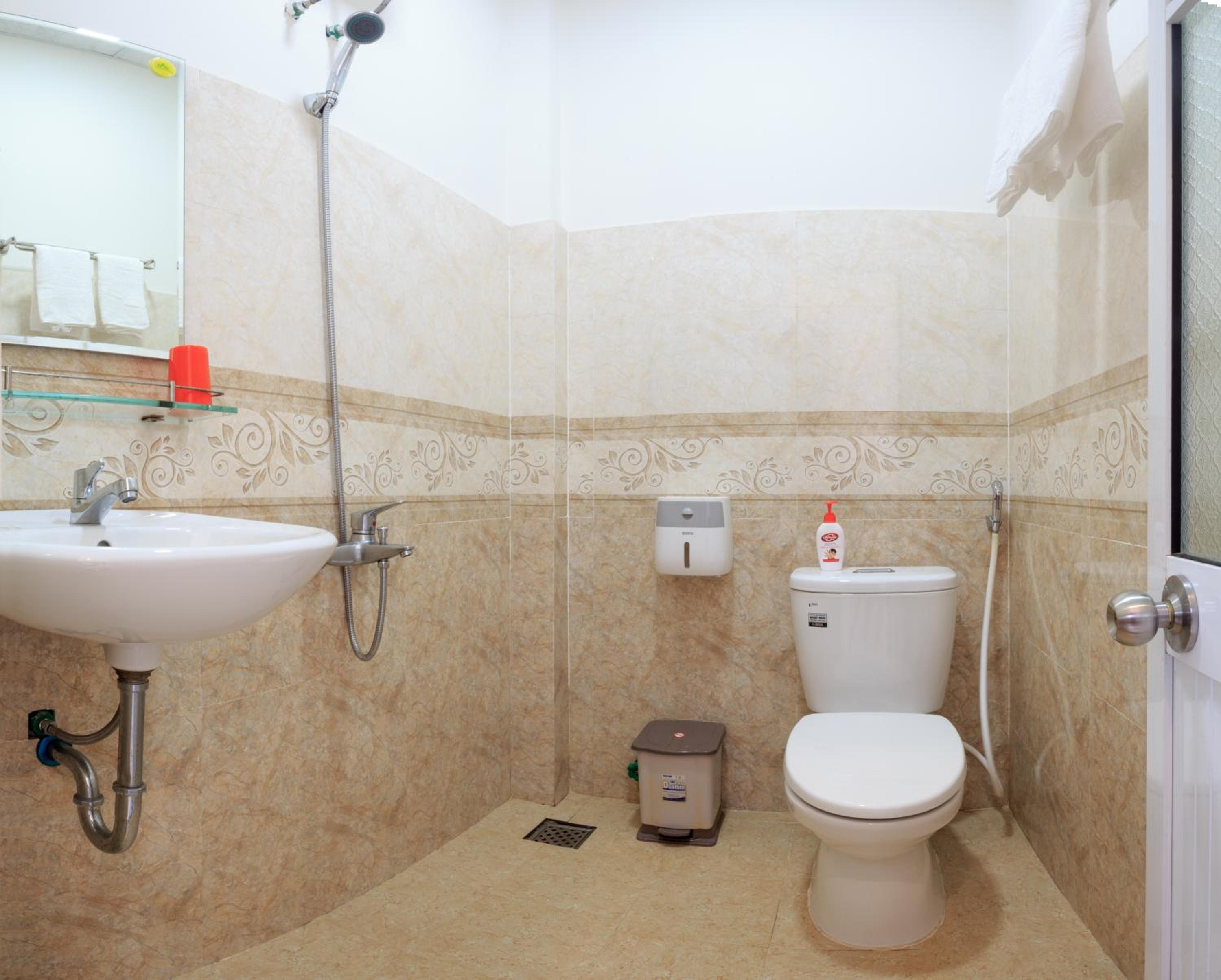 Double Room - Photo 3