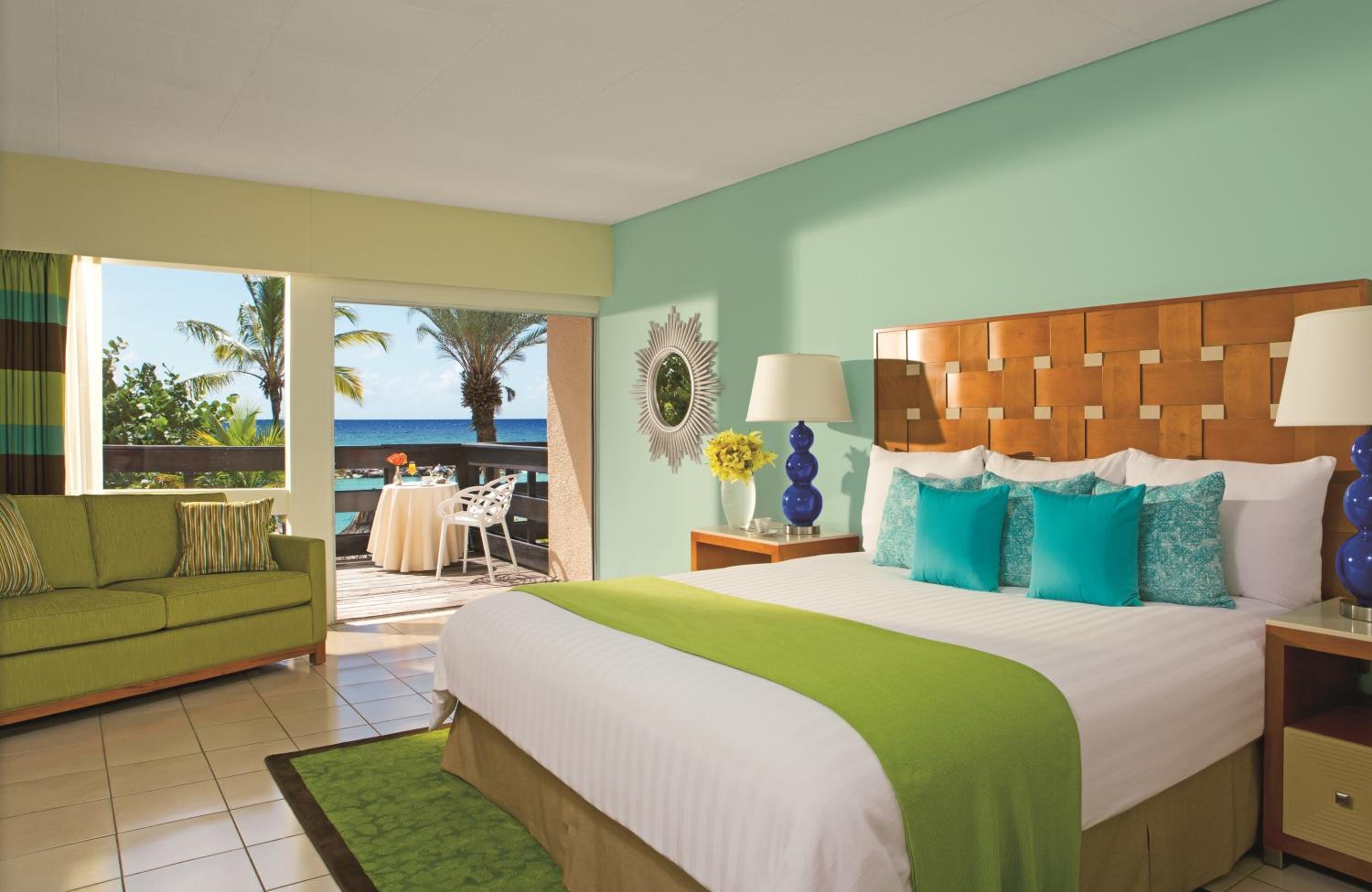 Premium Deluxe Ocean Front King