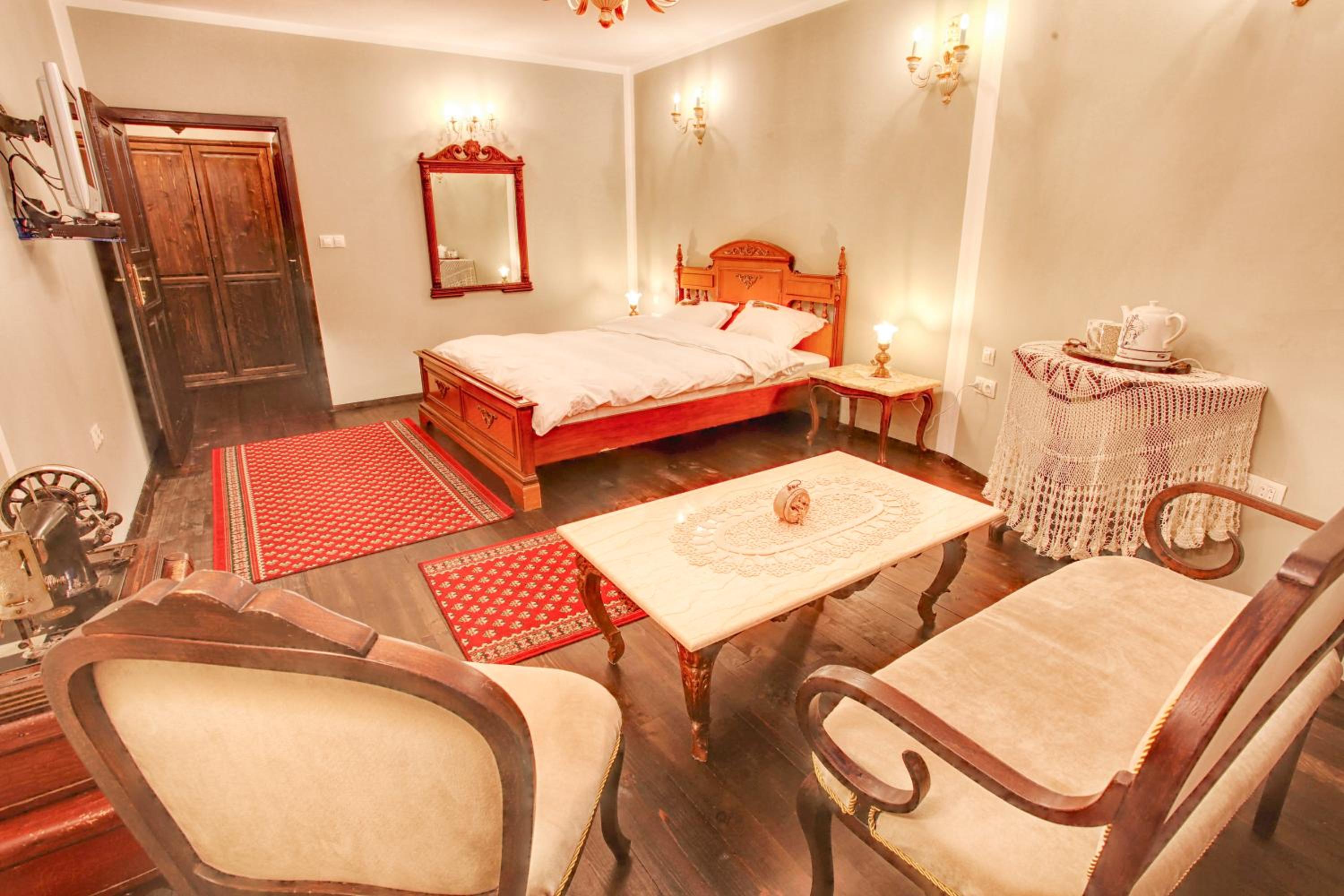 Budget Double Room - Ground Floor photo 1