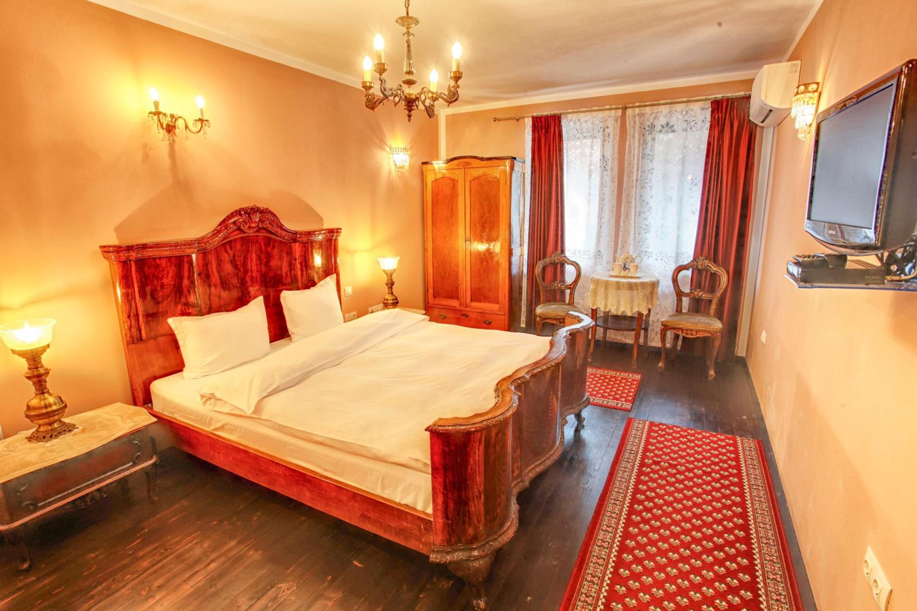 Deluxe Double Room - Photo 5