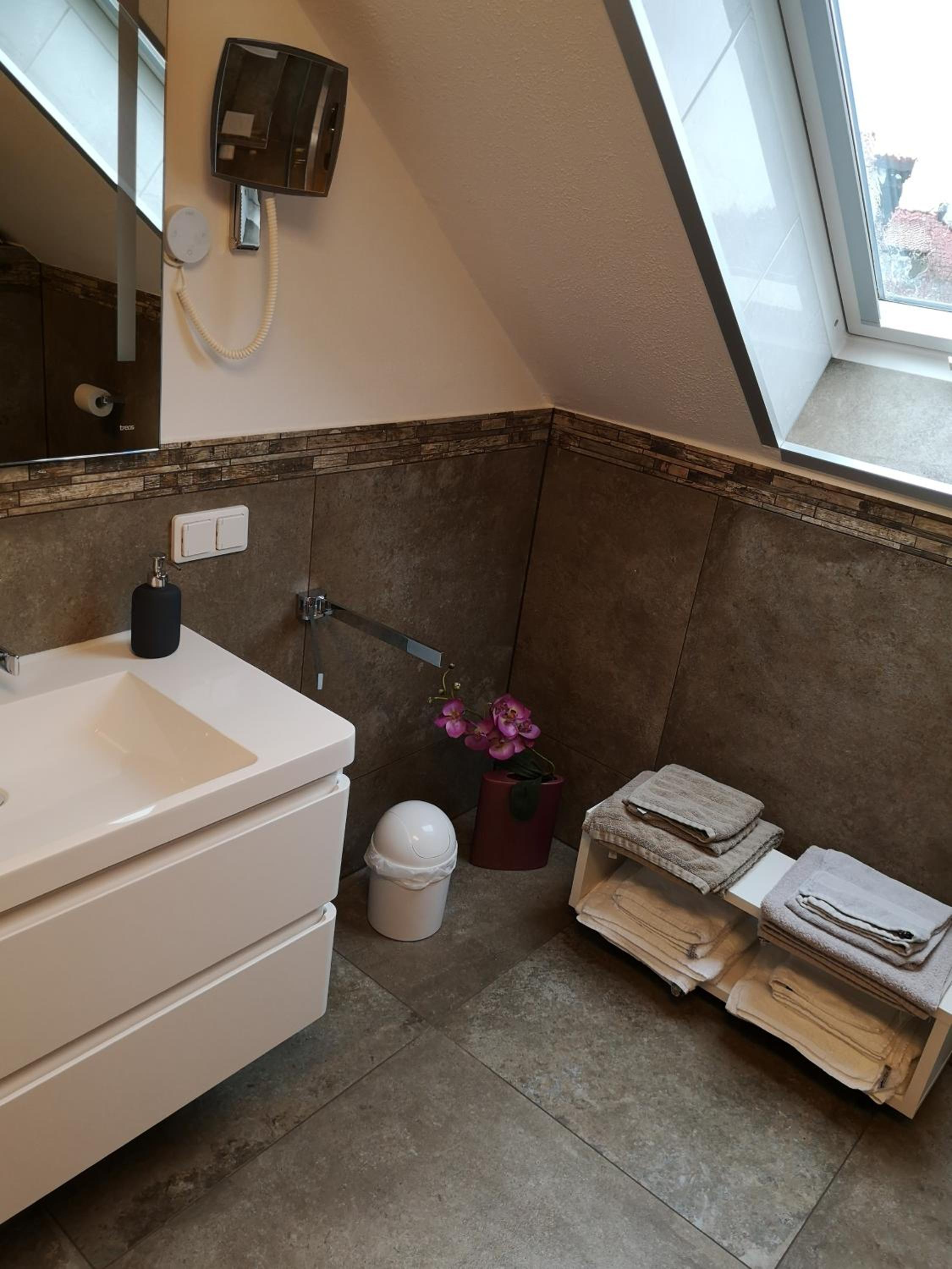 Deluxe Apartment - Photo 12