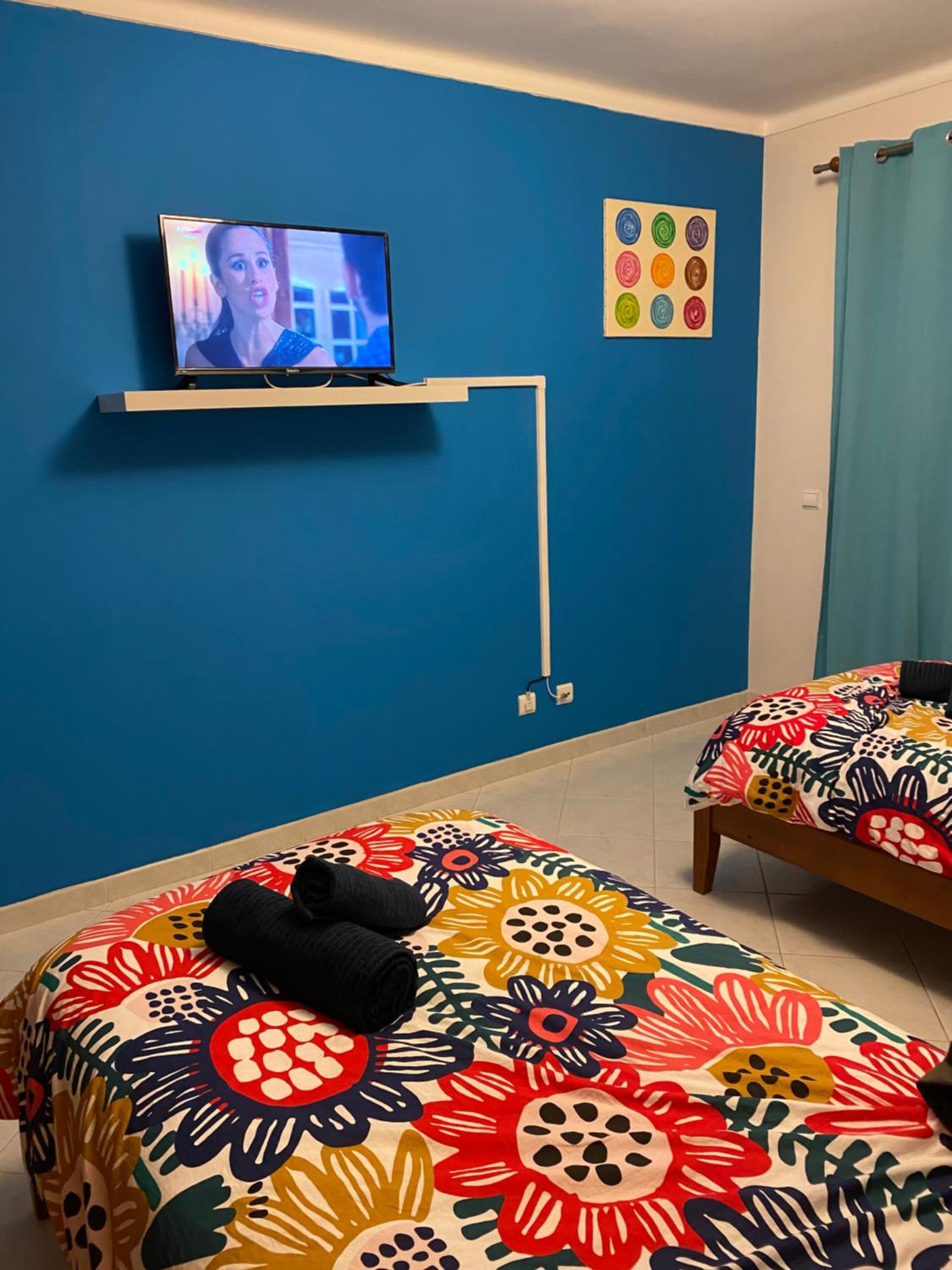 Standard Twin Room with Shared Bathroom