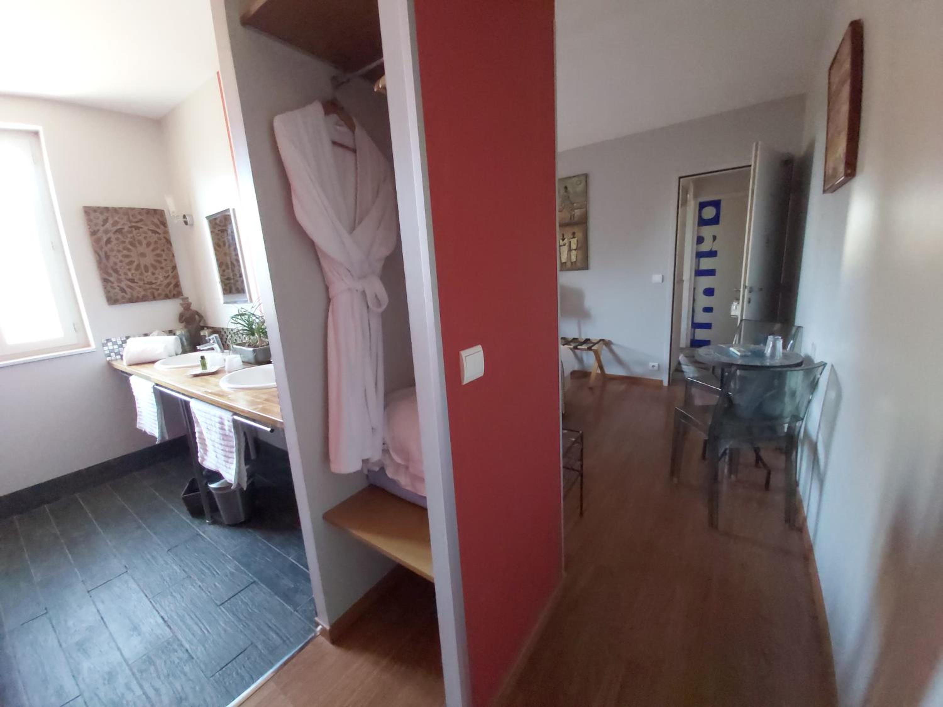 Double Room photo 3