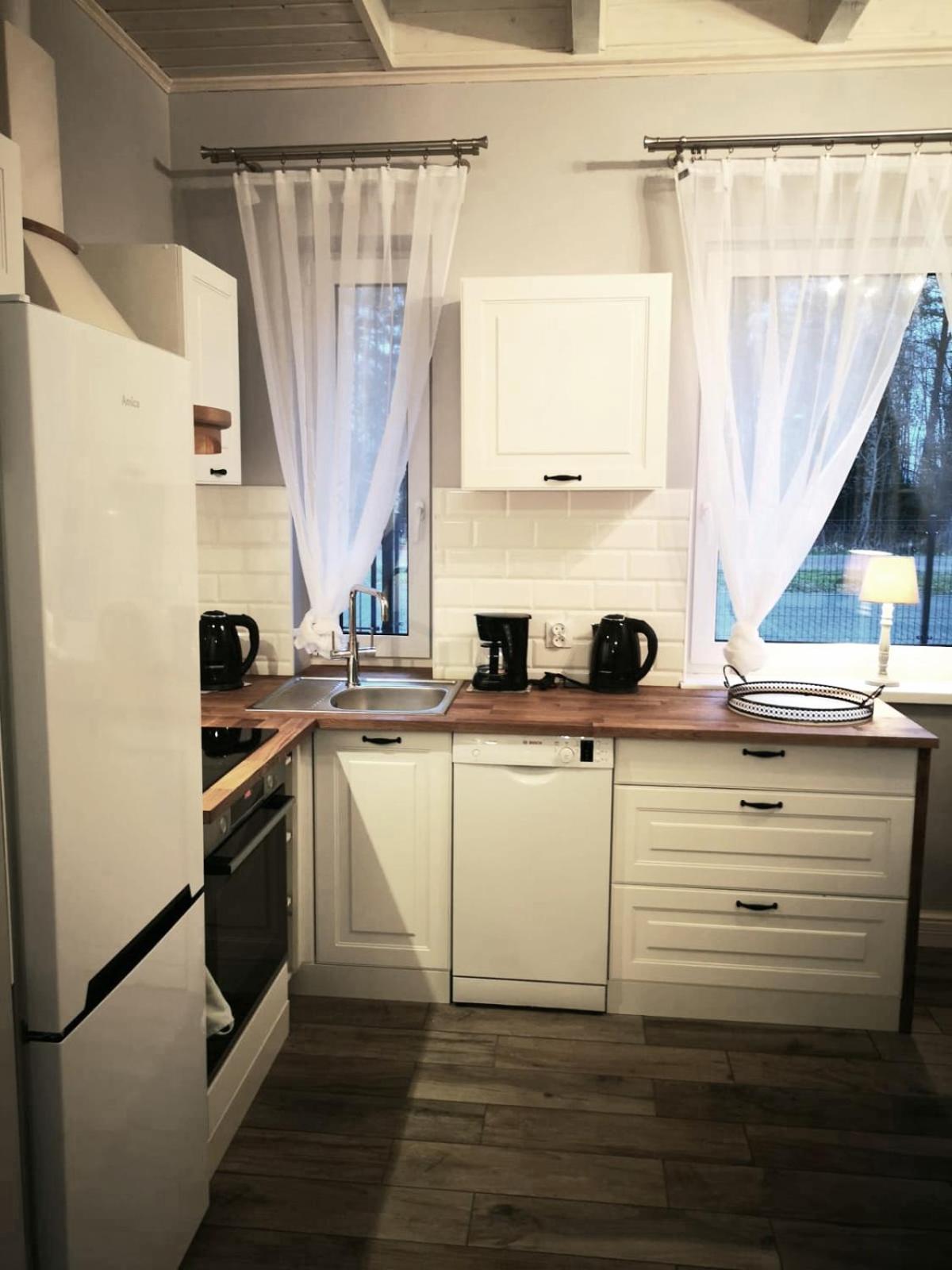 Apartment with Terrace photo 2