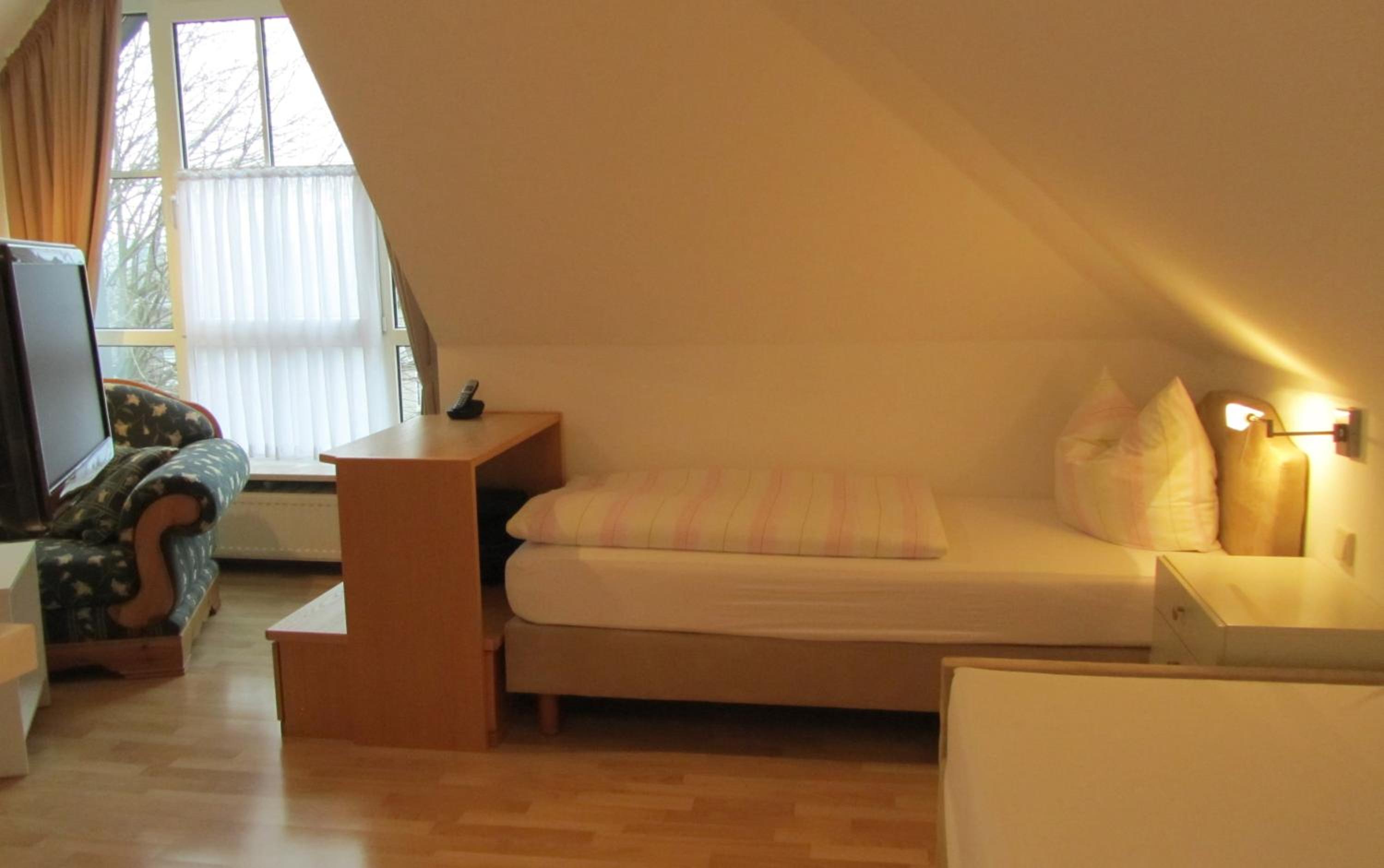 Apartment photo 2