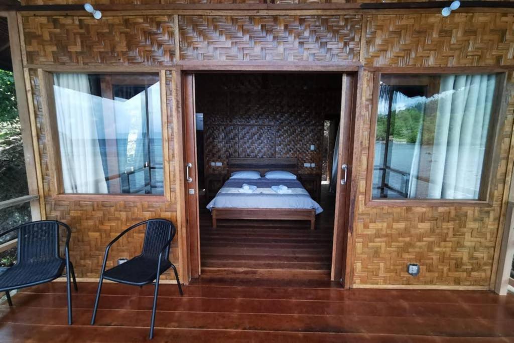 One-Bedroom Bungalow