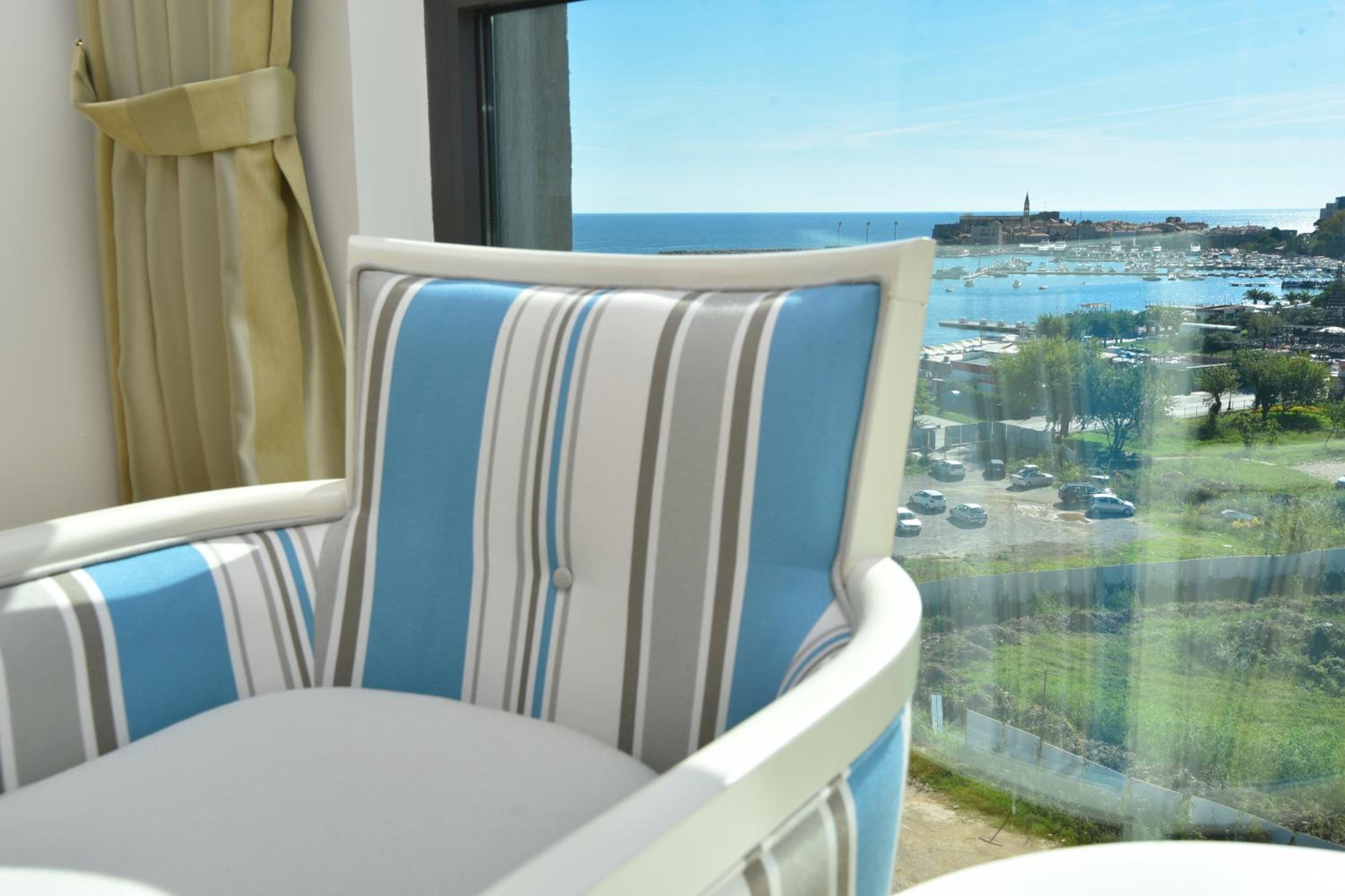 Comfort Quadruple Room without Balcony - Photo 4