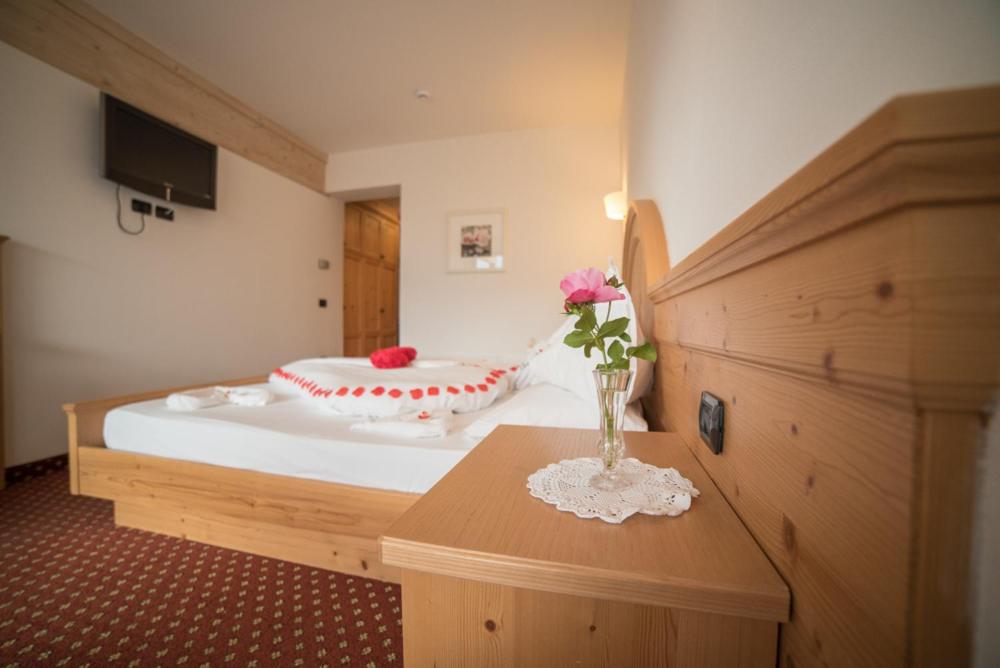 Superior Double or Twin Room - Photo 3