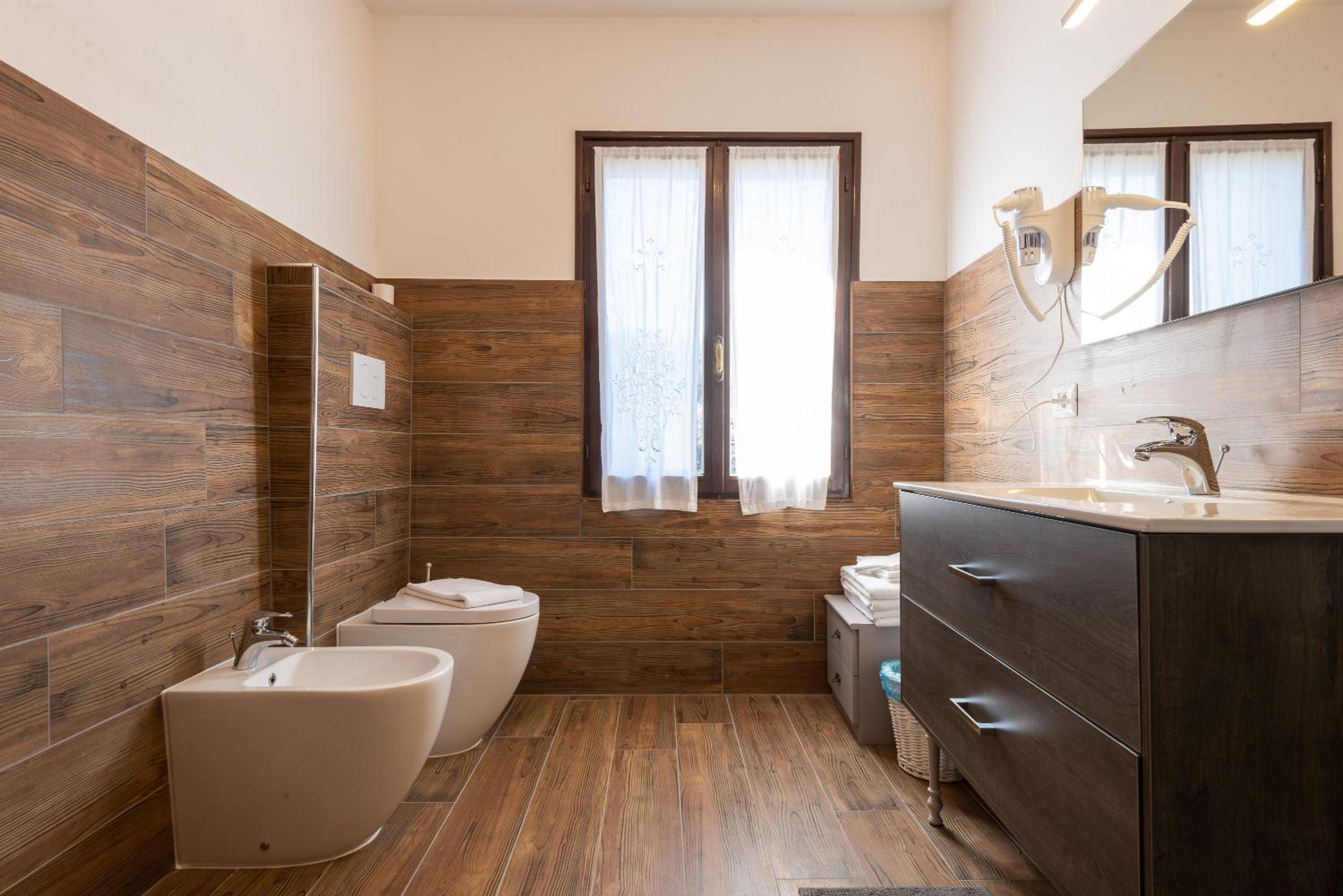 Duplex Apartment - Annex - Photo 2