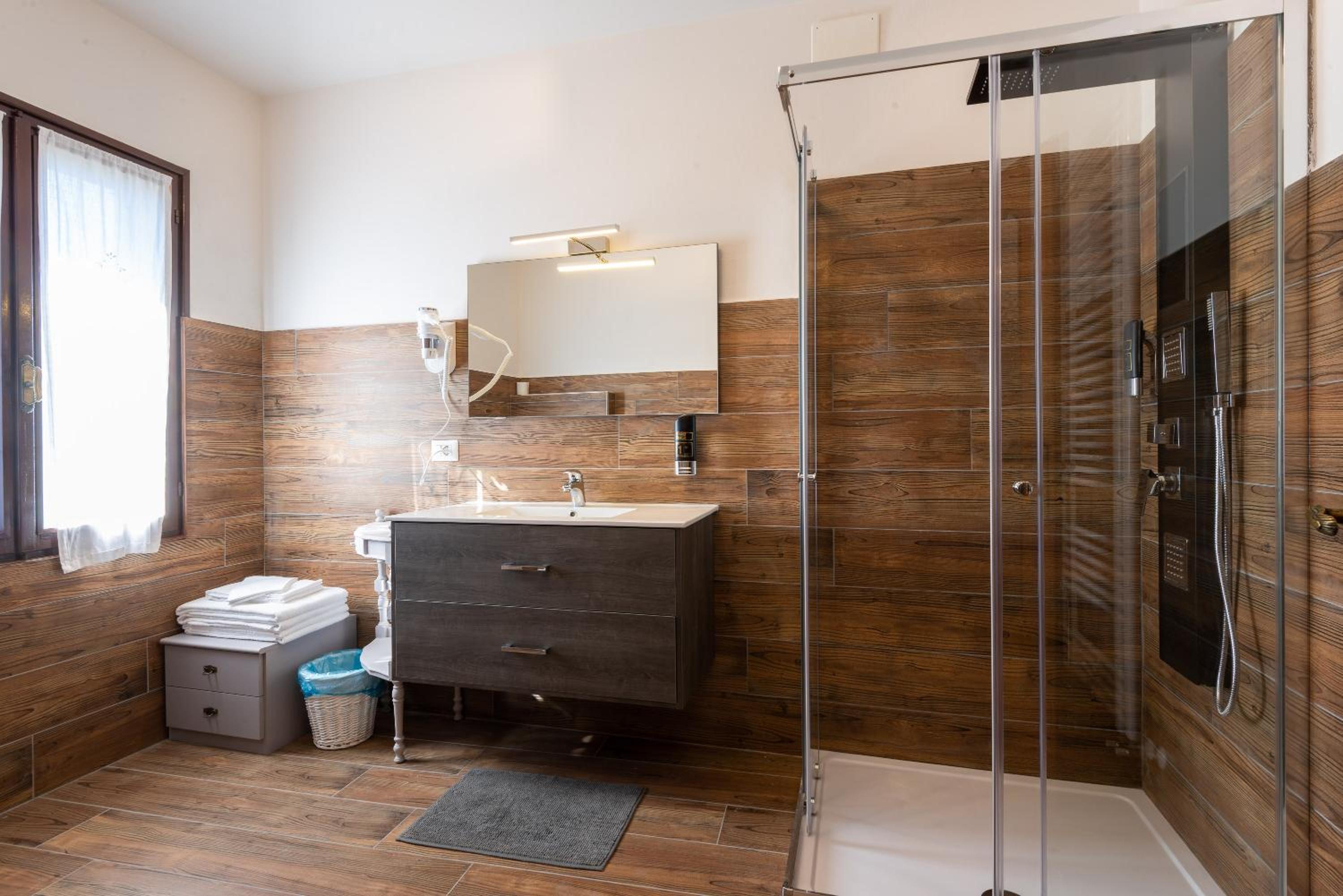 Duplex Apartment - Annex - Photo 7