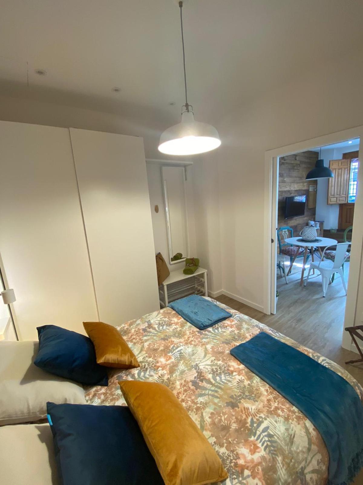 One-Bedroom Apartment - Photo 42
