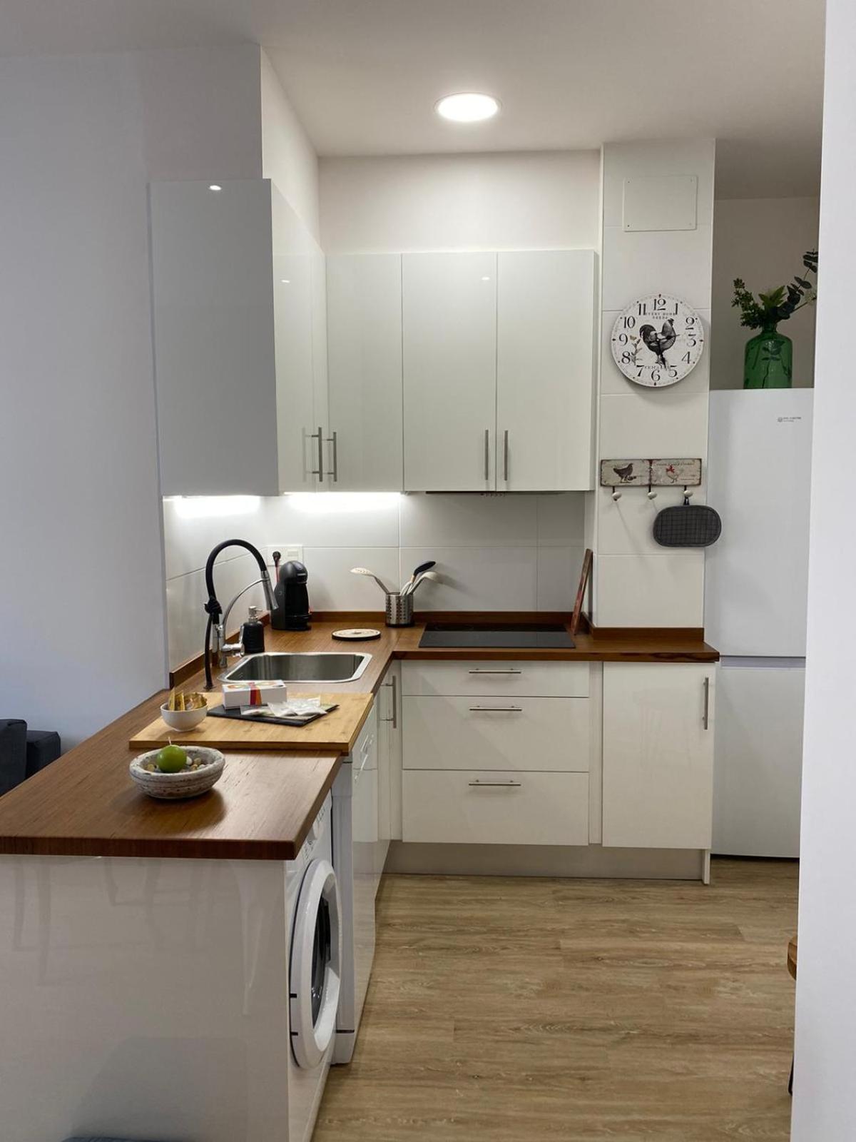 One-Bedroom Apartment - Photo 14