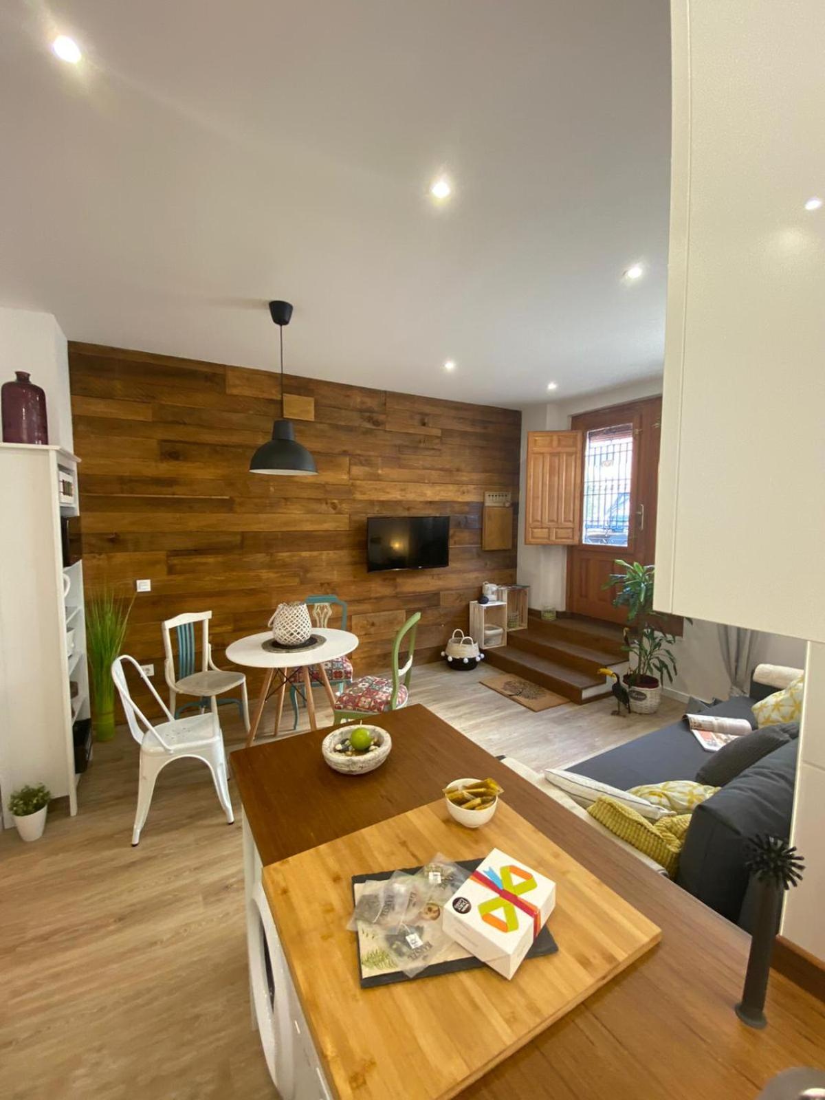 One-Bedroom Apartment - Photo 45