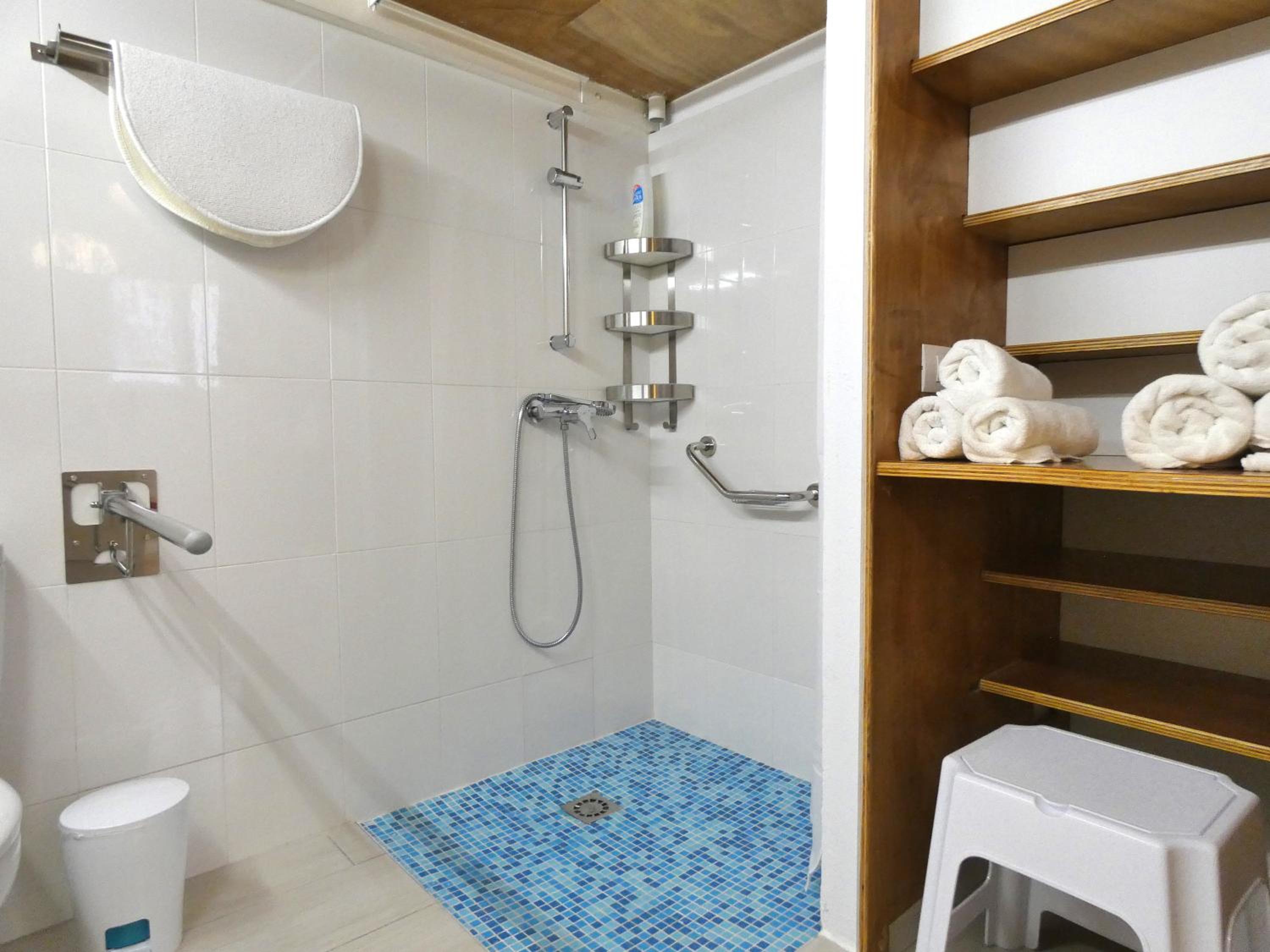 One-Bedroom House photo 2