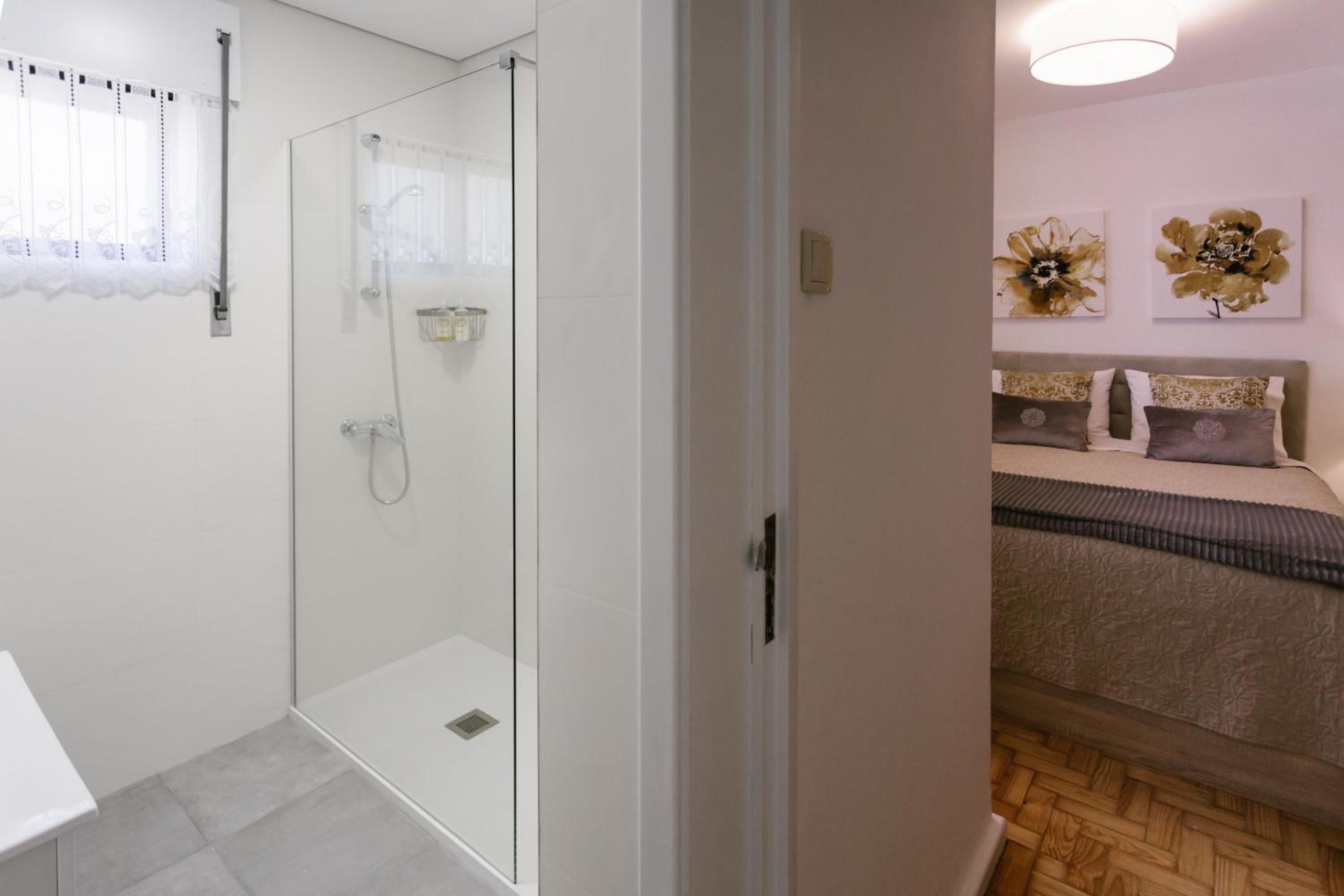 Apartment - Photo 11