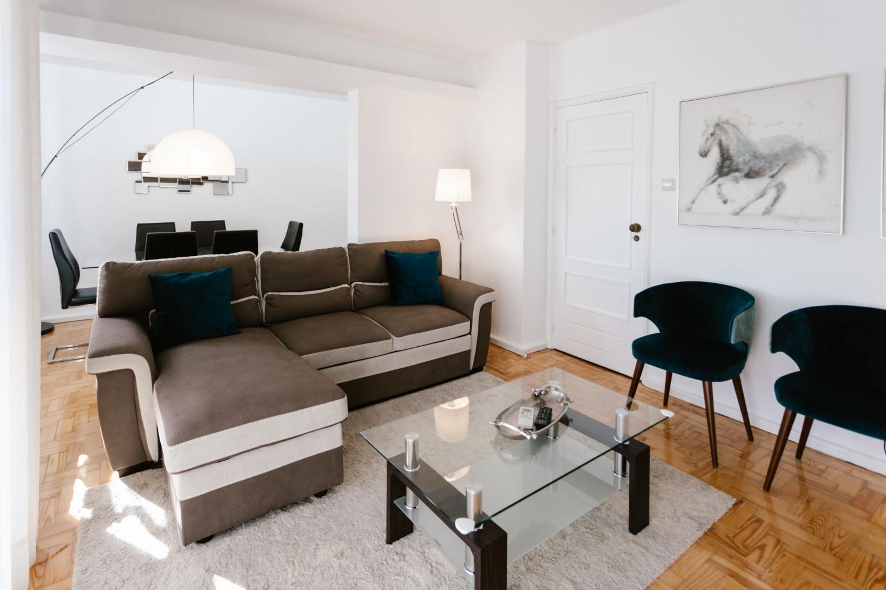 Apartment - Photo 3