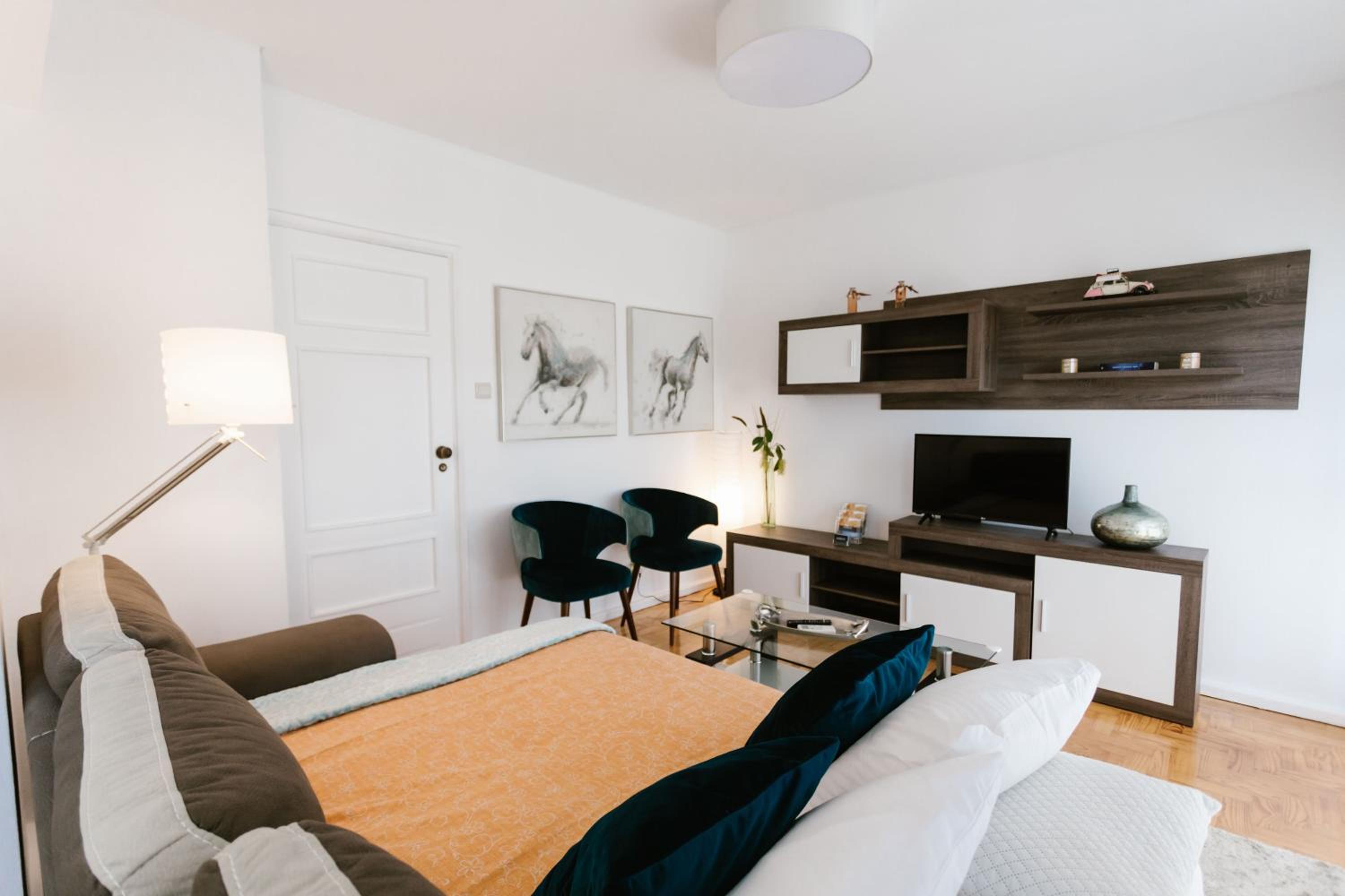 Apartment - Photo 43