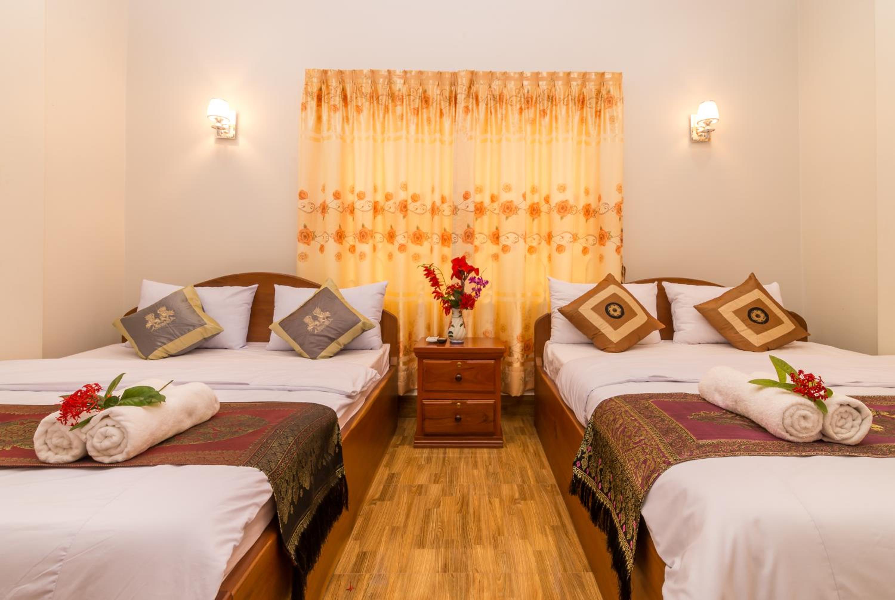 Deluxe Twin Room - Photo 2