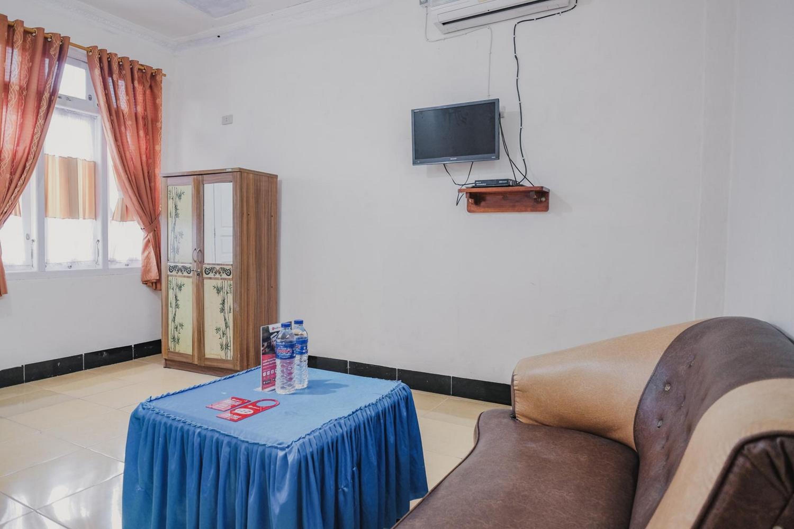 Deluxe Twin Room - Photo 2