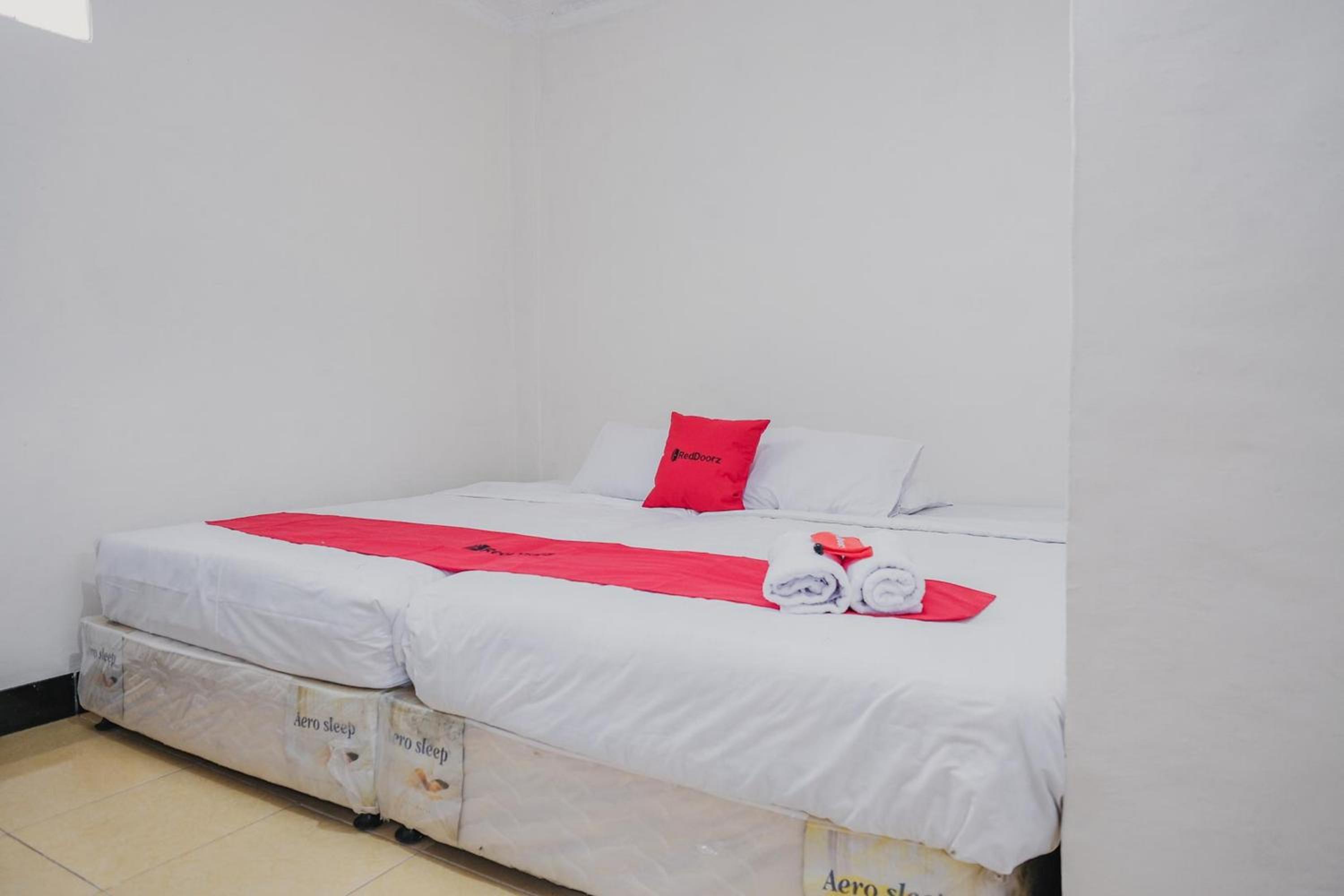 Deluxe Twin Room - Photo 1