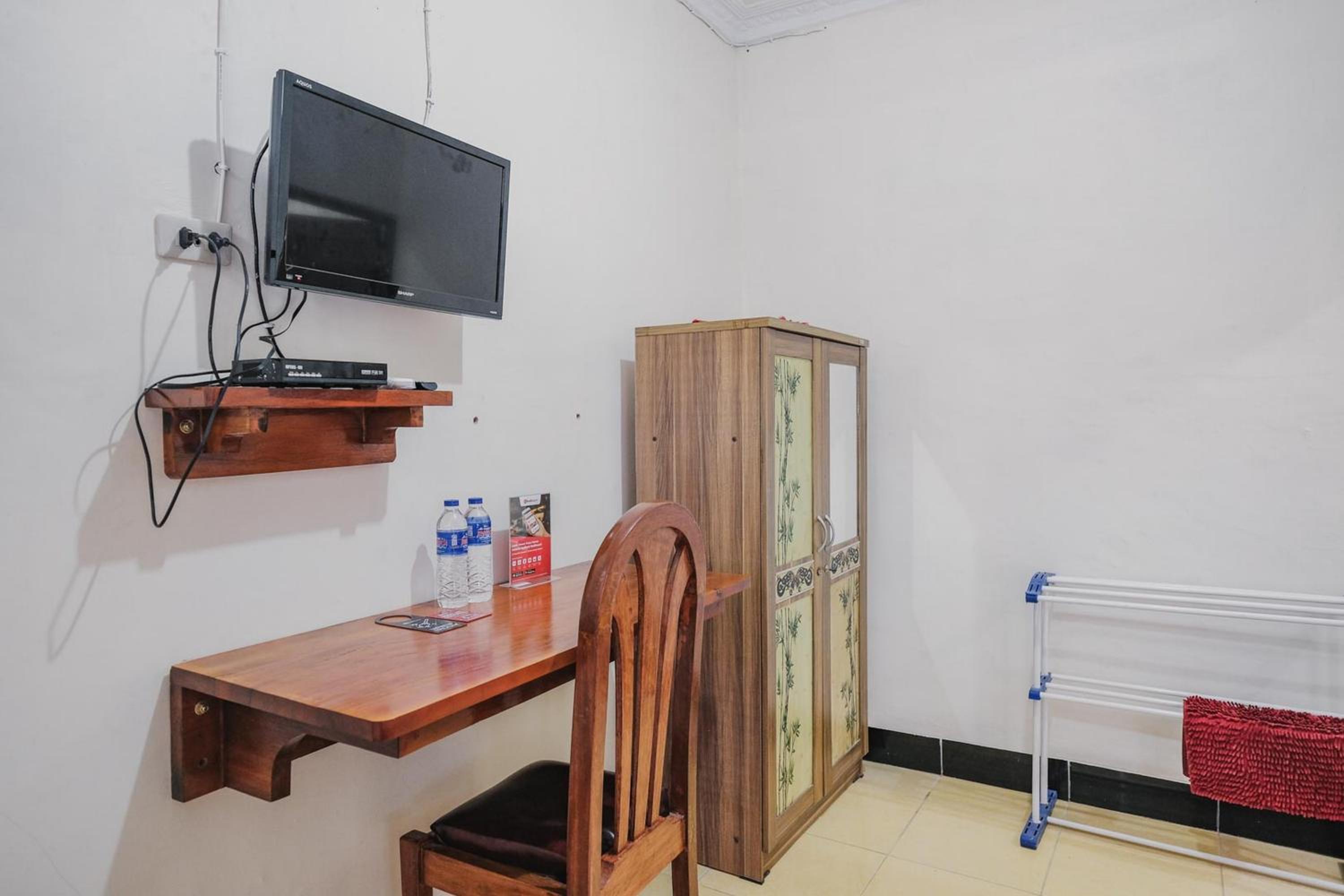 Double Room - Photo 6